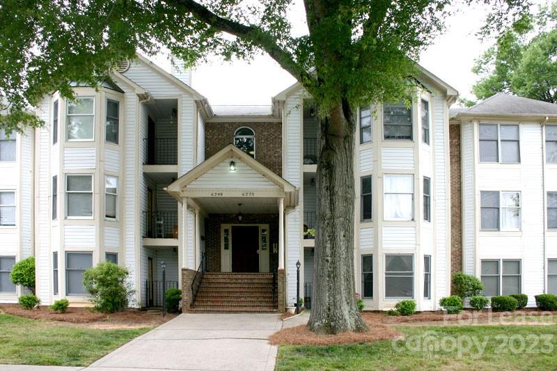 Property image 1 at 6264 Rosecroft Drive, Charlotte, NC 28215