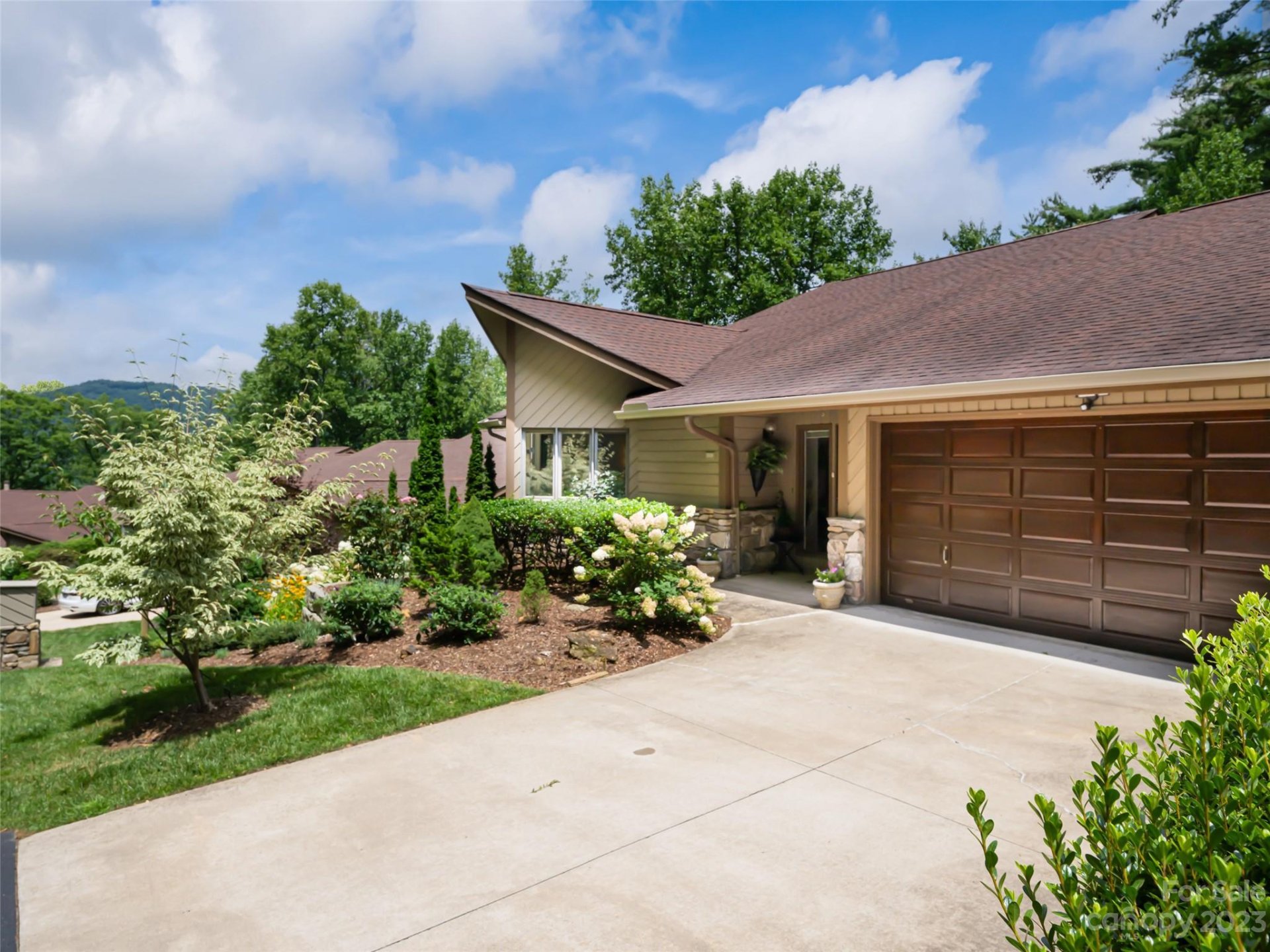 3601 Timber Trail