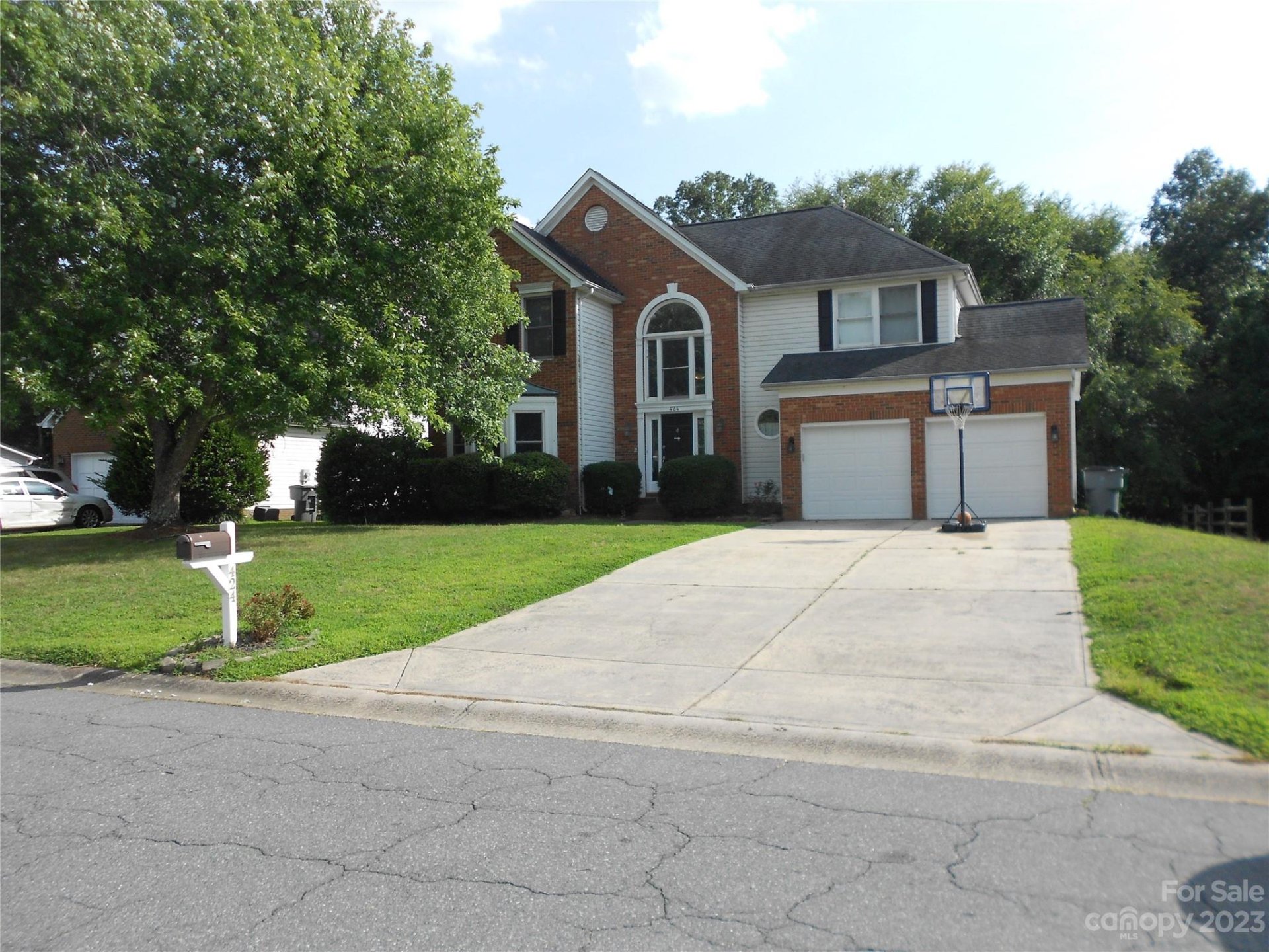 Property image 1 at 424 Halliwell Street, Charlotte, NC 28262