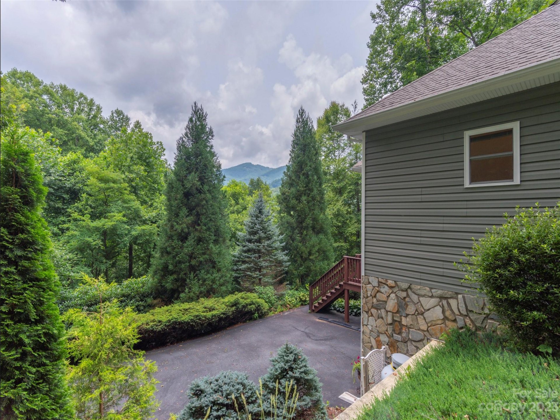 Property image 2 at 7 Bellewood Drive, Maggie Valley, NC 28751