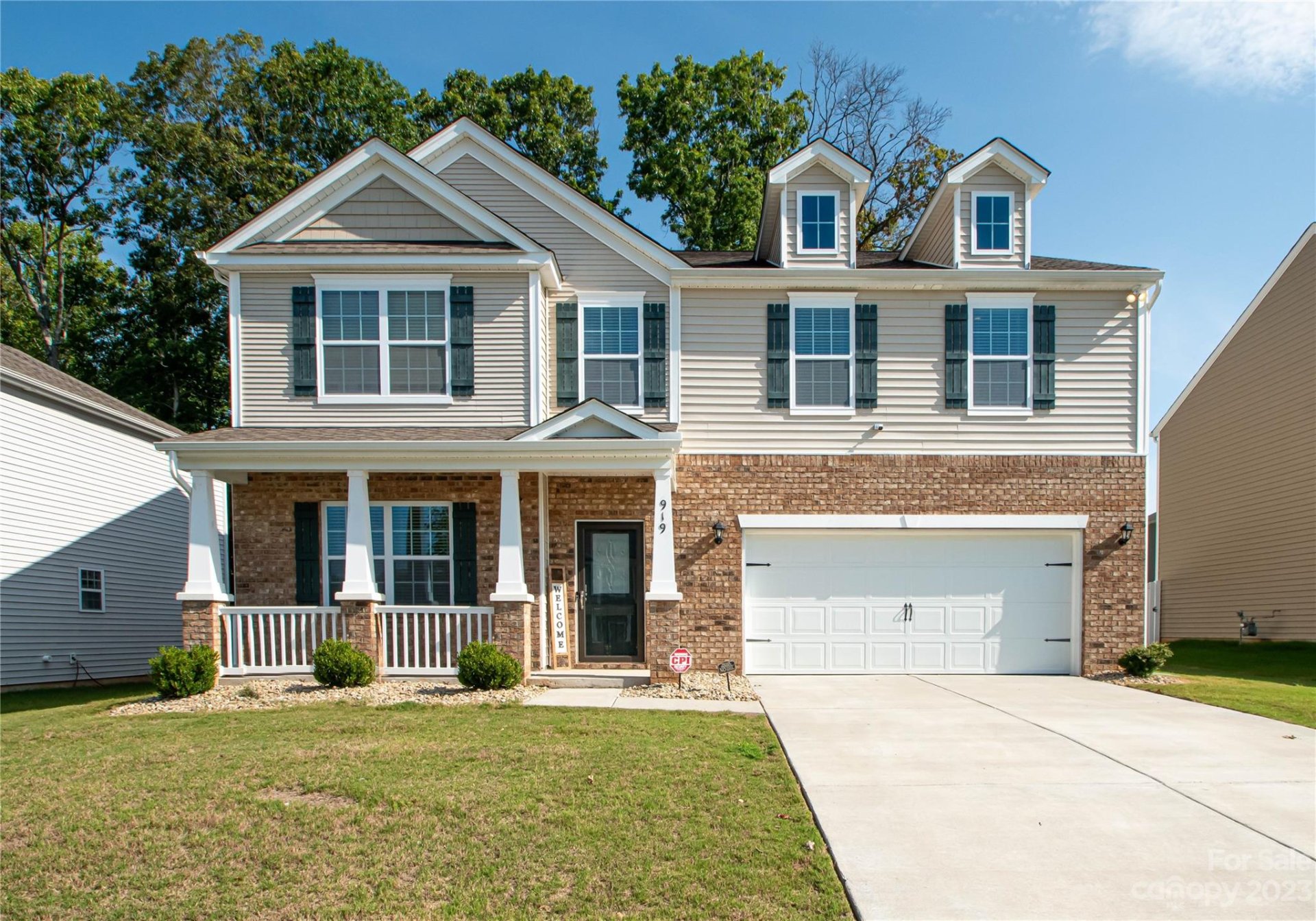 Property image 1 at 919 Rock Haven Drive, Charlotte, NC 28216