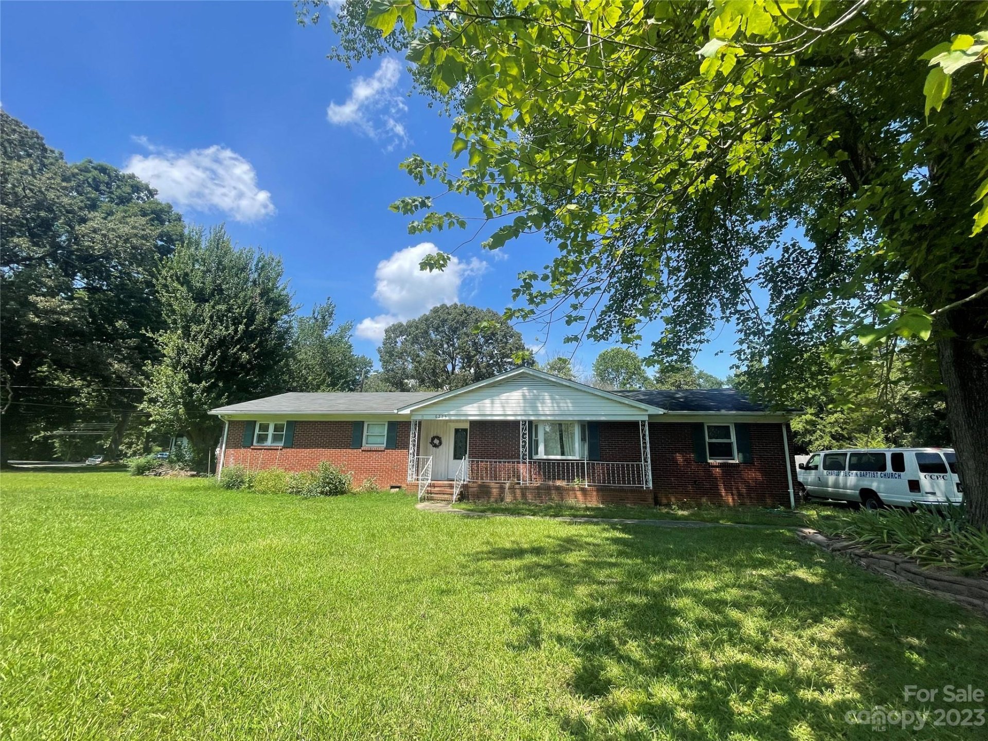 Property image 1 at 6225 Dale Avenue, Charlotte, NC 28212