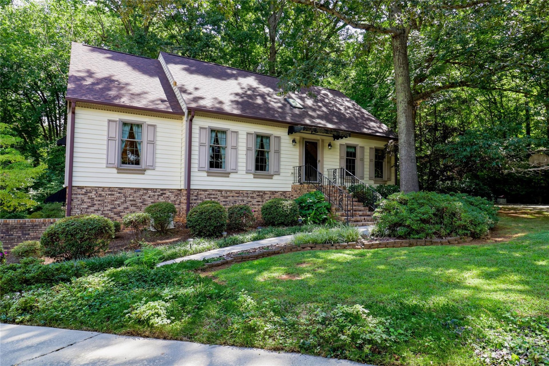 Property image 1 at 7017 Toby Court, Charlotte, NC 28213