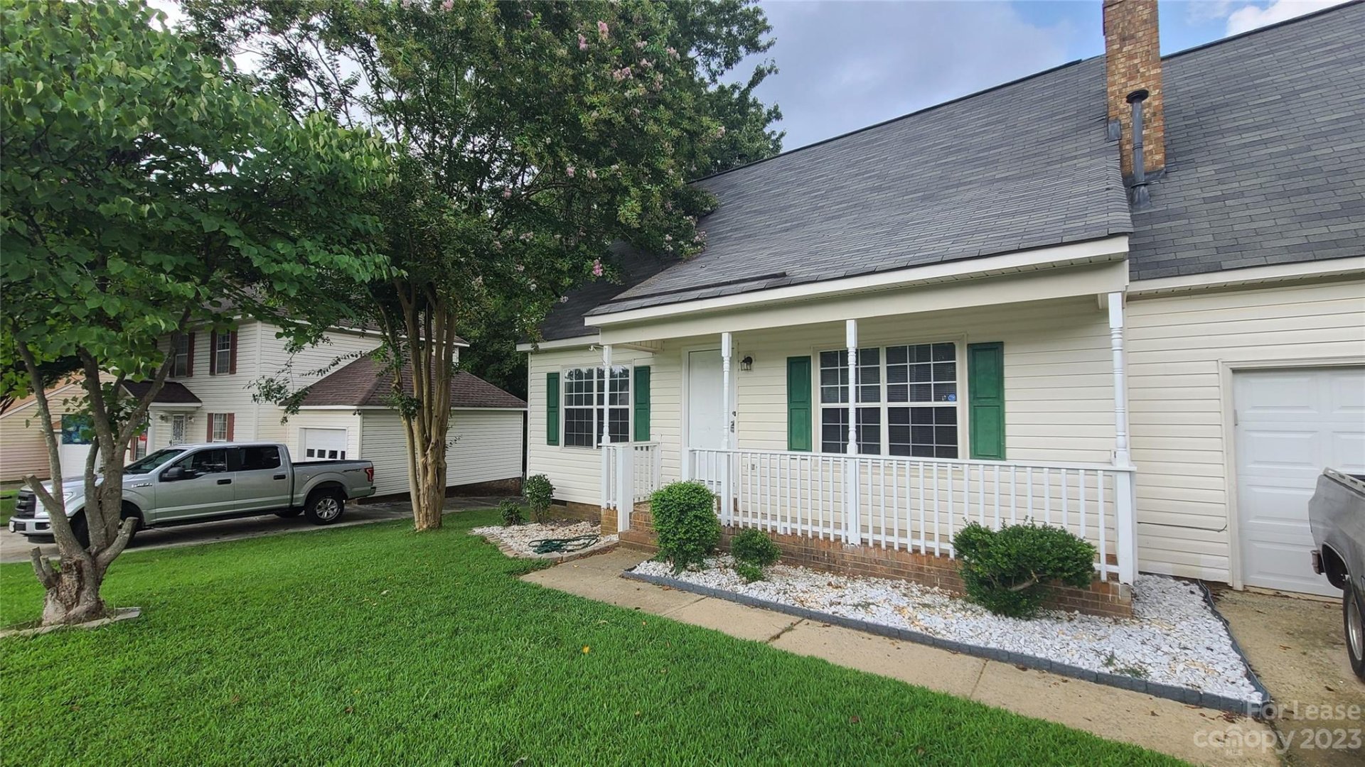 Property image 1 at 2521 Sloan Drive, Charlotte, NC 28208