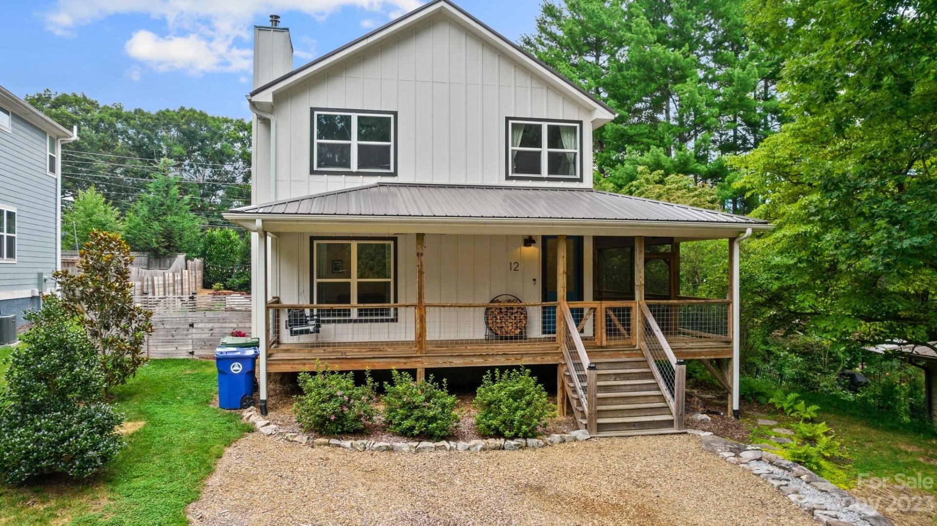 Property image 1 at 12 Maultsby Lane, Asheville, NC 28805