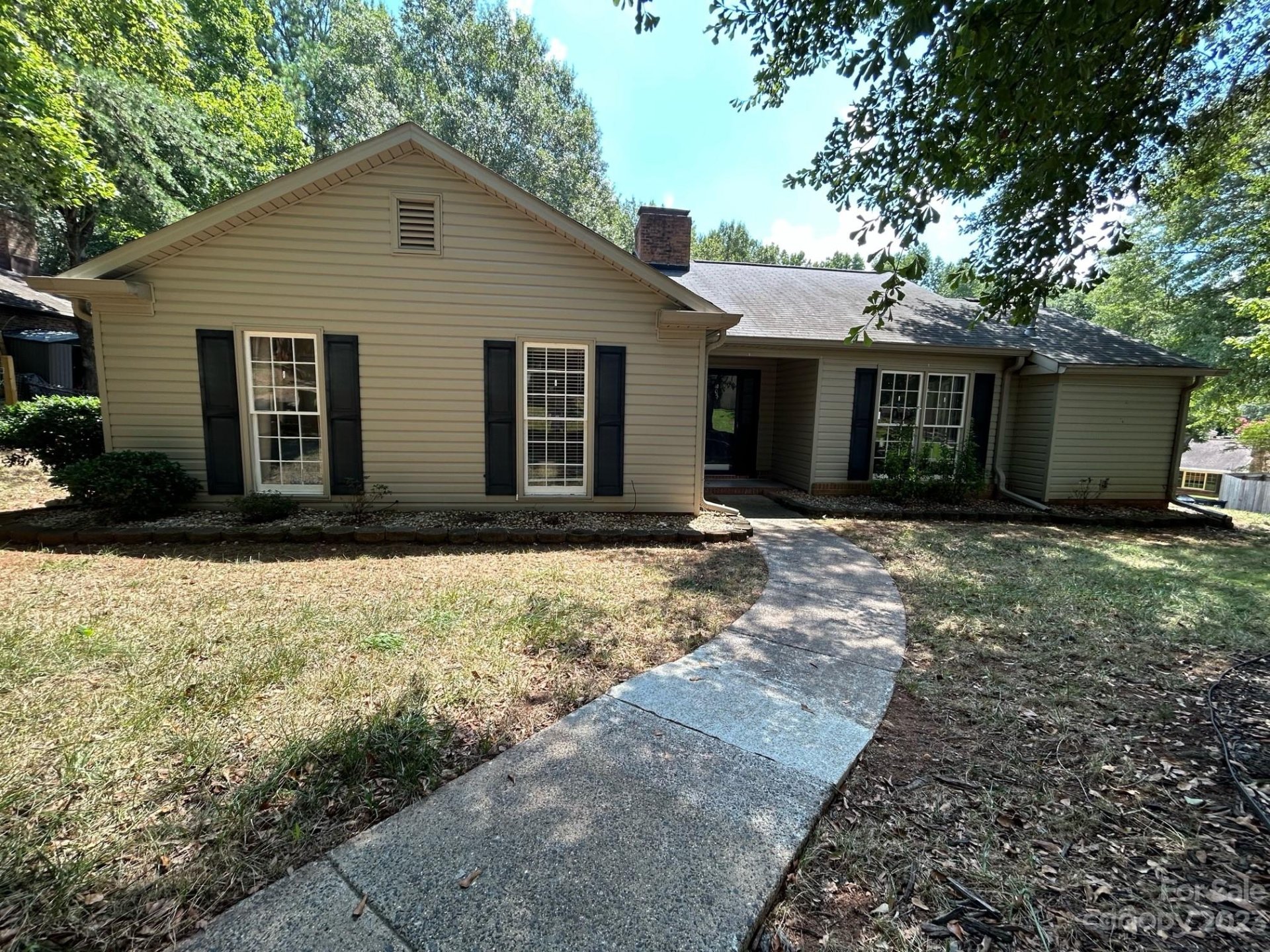 Property image 1 at 405 Ridgeway Drive, Belmont, NC 28012