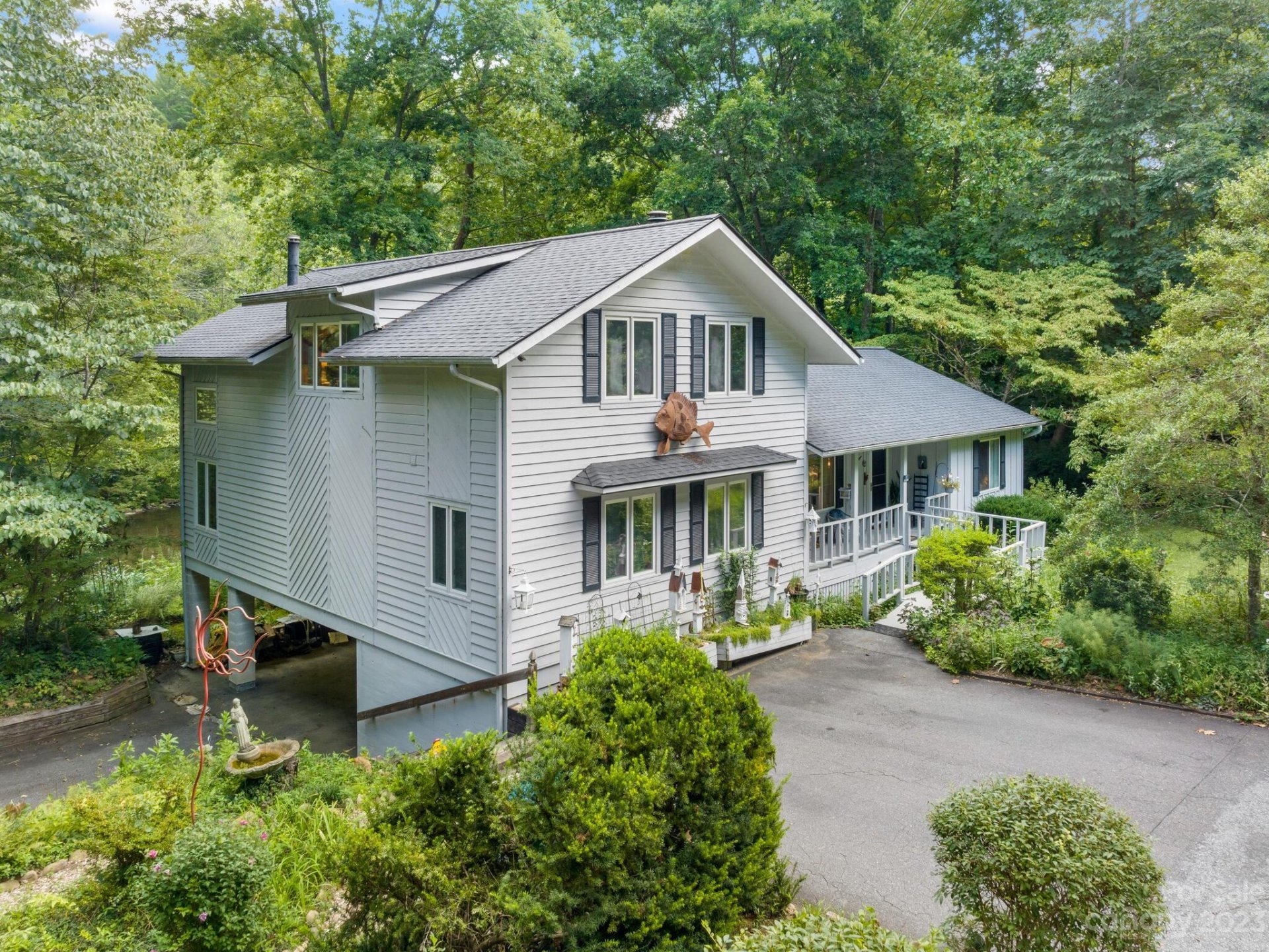 Property image 1 at 12 Driftwood Court, Asheville, NC 28805