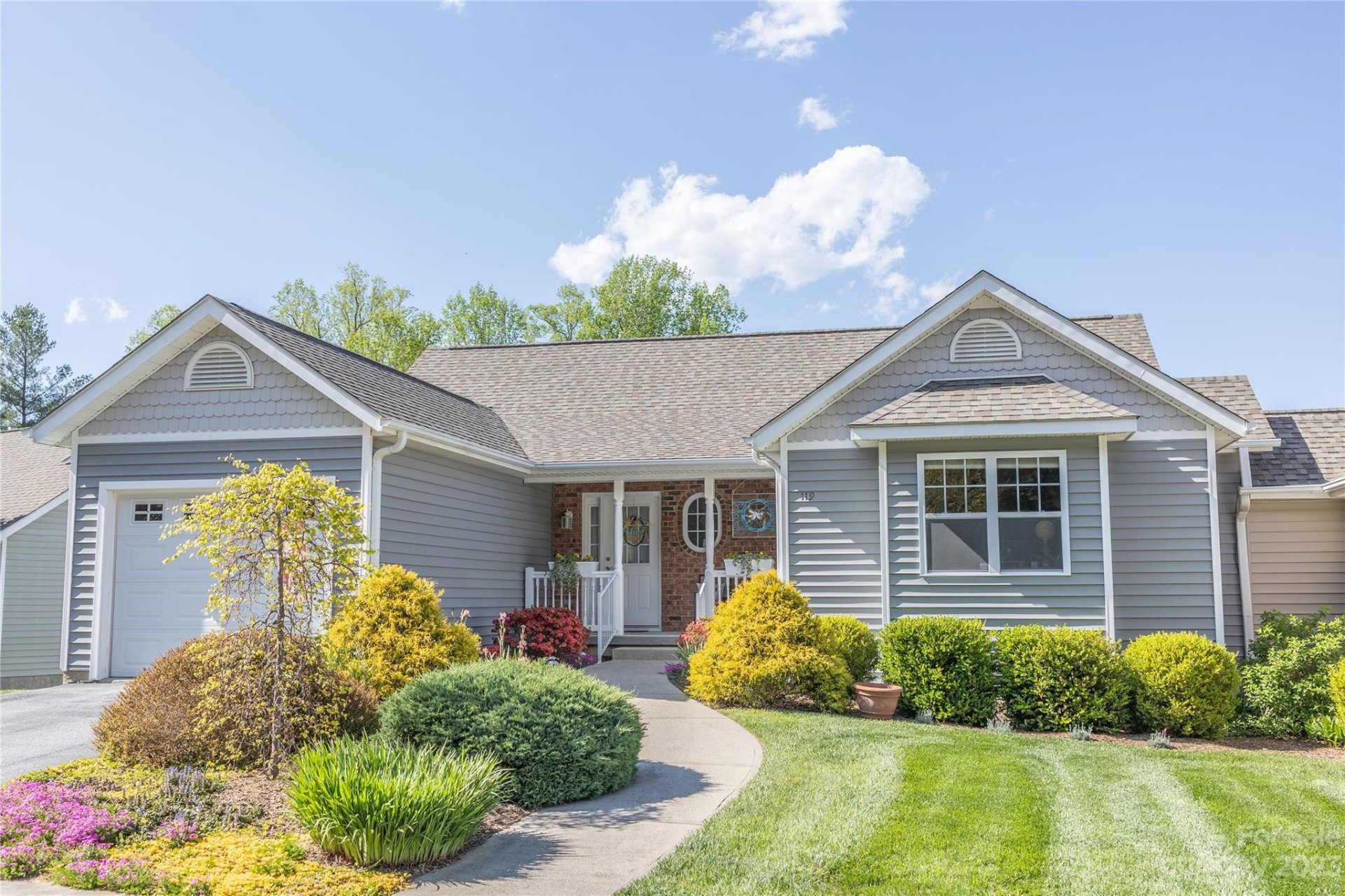 119 Charlestown Drive