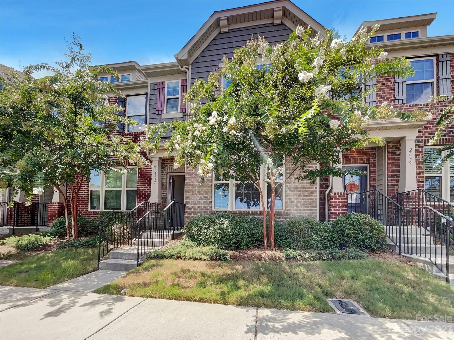 2637 Winter Thistle Way