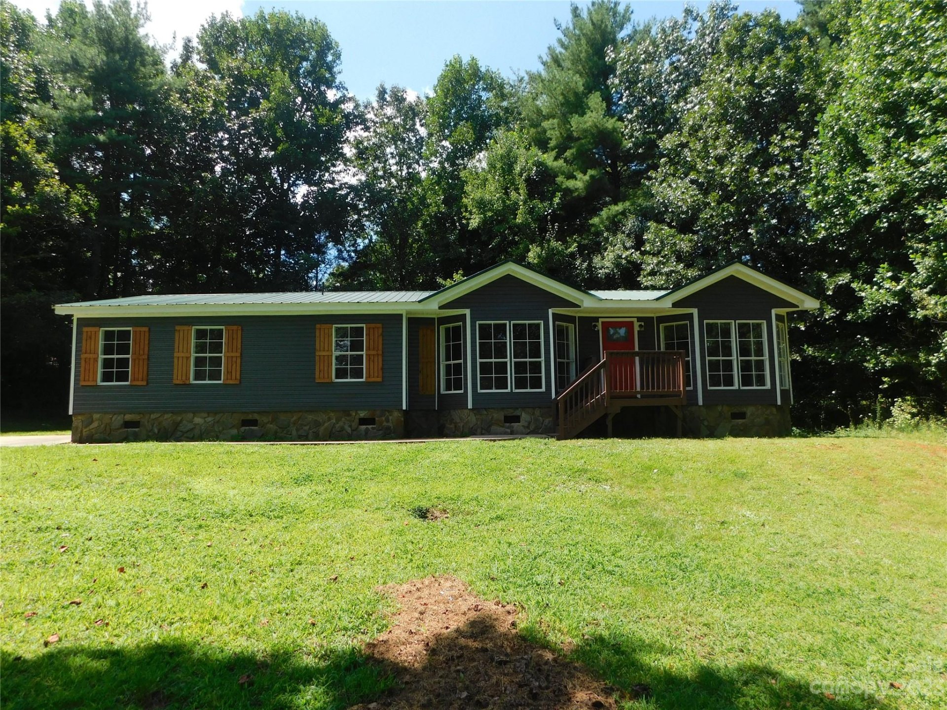 Property image 1 at 4071 Beckys Drive, Lenoir, NC 28645