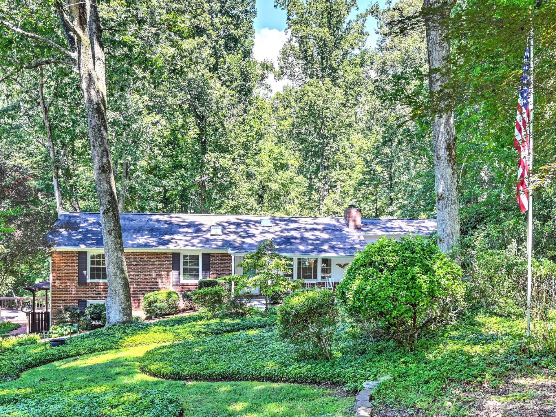 Property image 1 at 131 Brightwater Heights Drive, Hendersonville, NC 28791