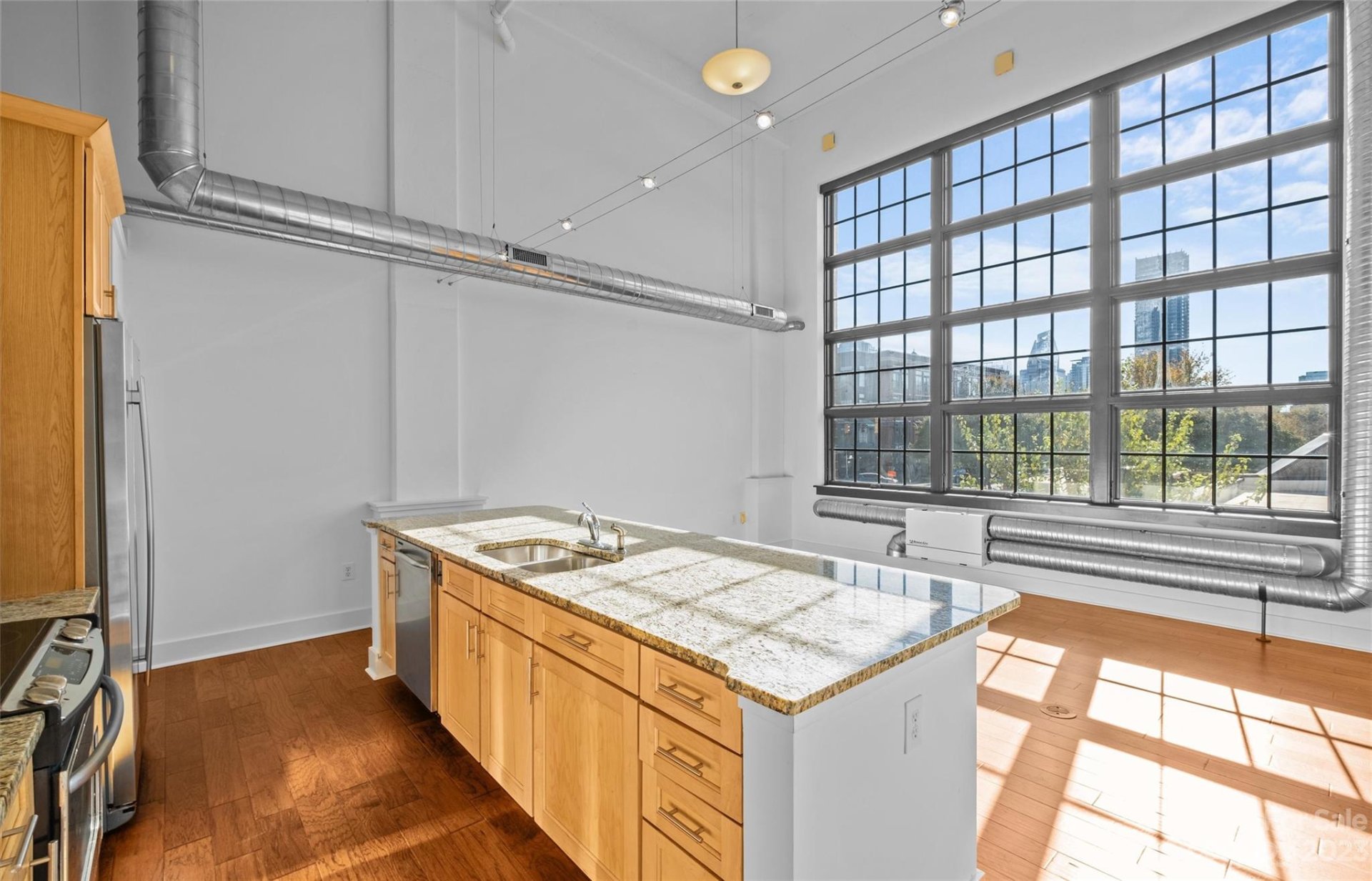 Property image 1 at 715 N Graham Street, Charlotte, NC 28202