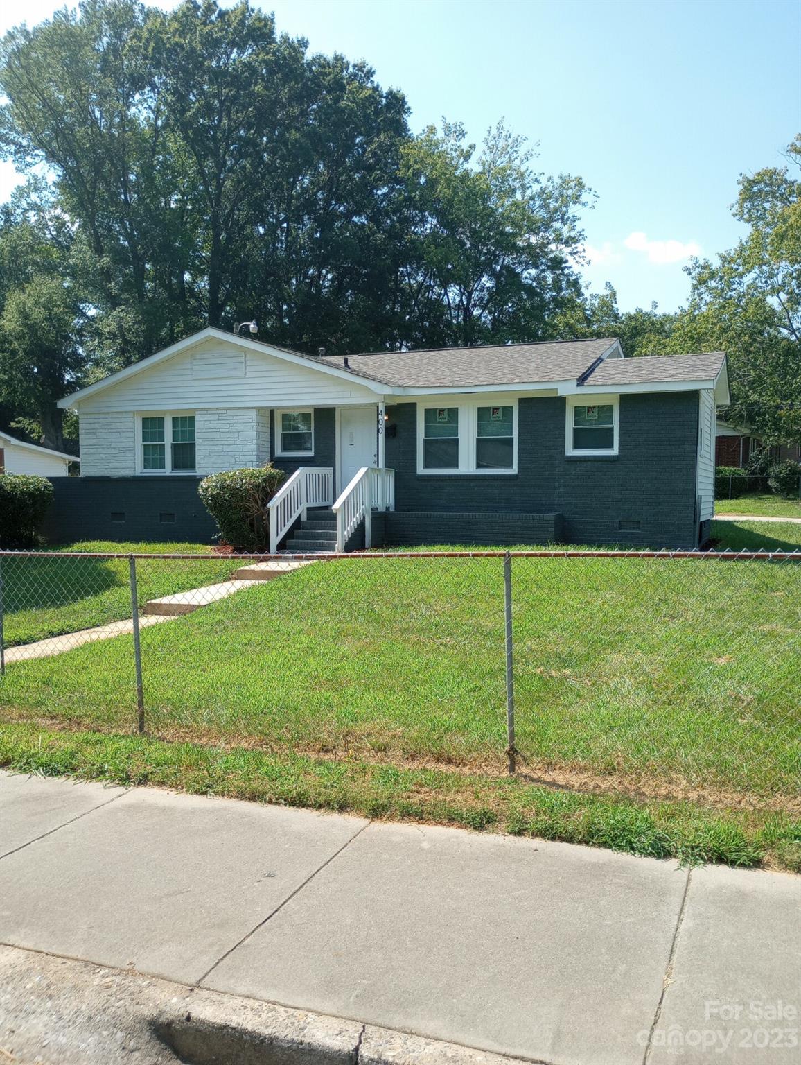 Property image 1 at 400 S Ramsey Street, Charlotte, NC 28208