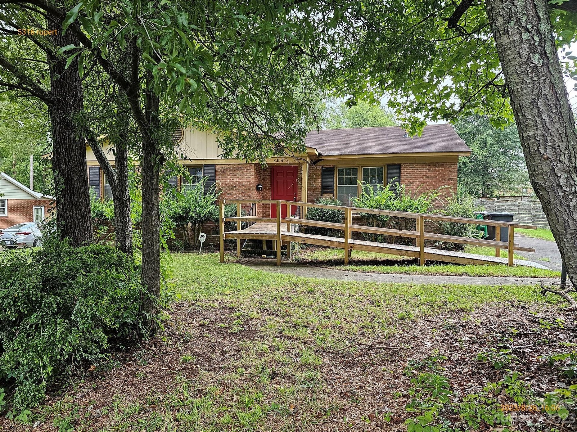 Property image 1 at 5316 Rupert Lane, Charlotte, NC 28215
