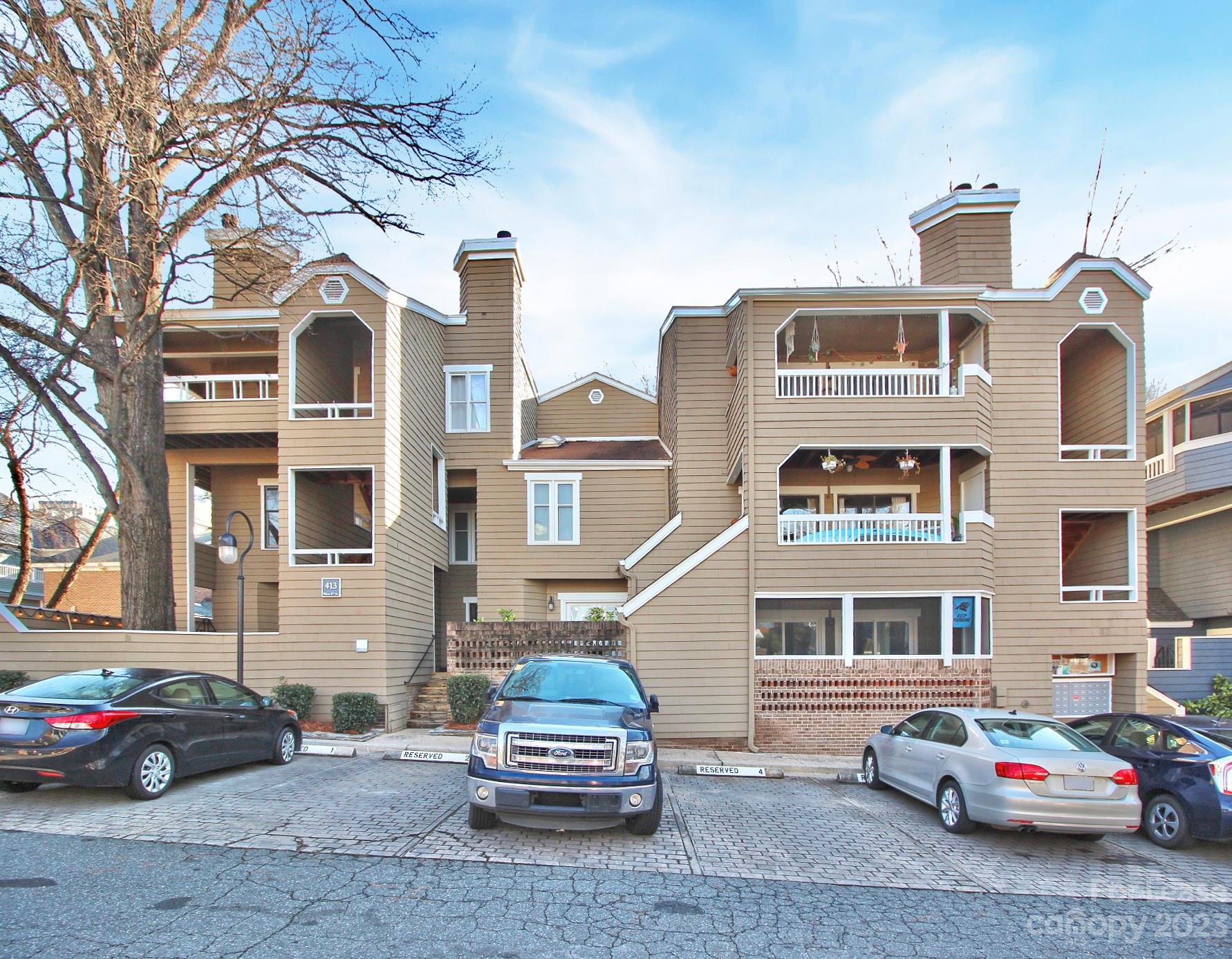 Property image 1 at 413 W 8th Street, Charlotte, NC 28202