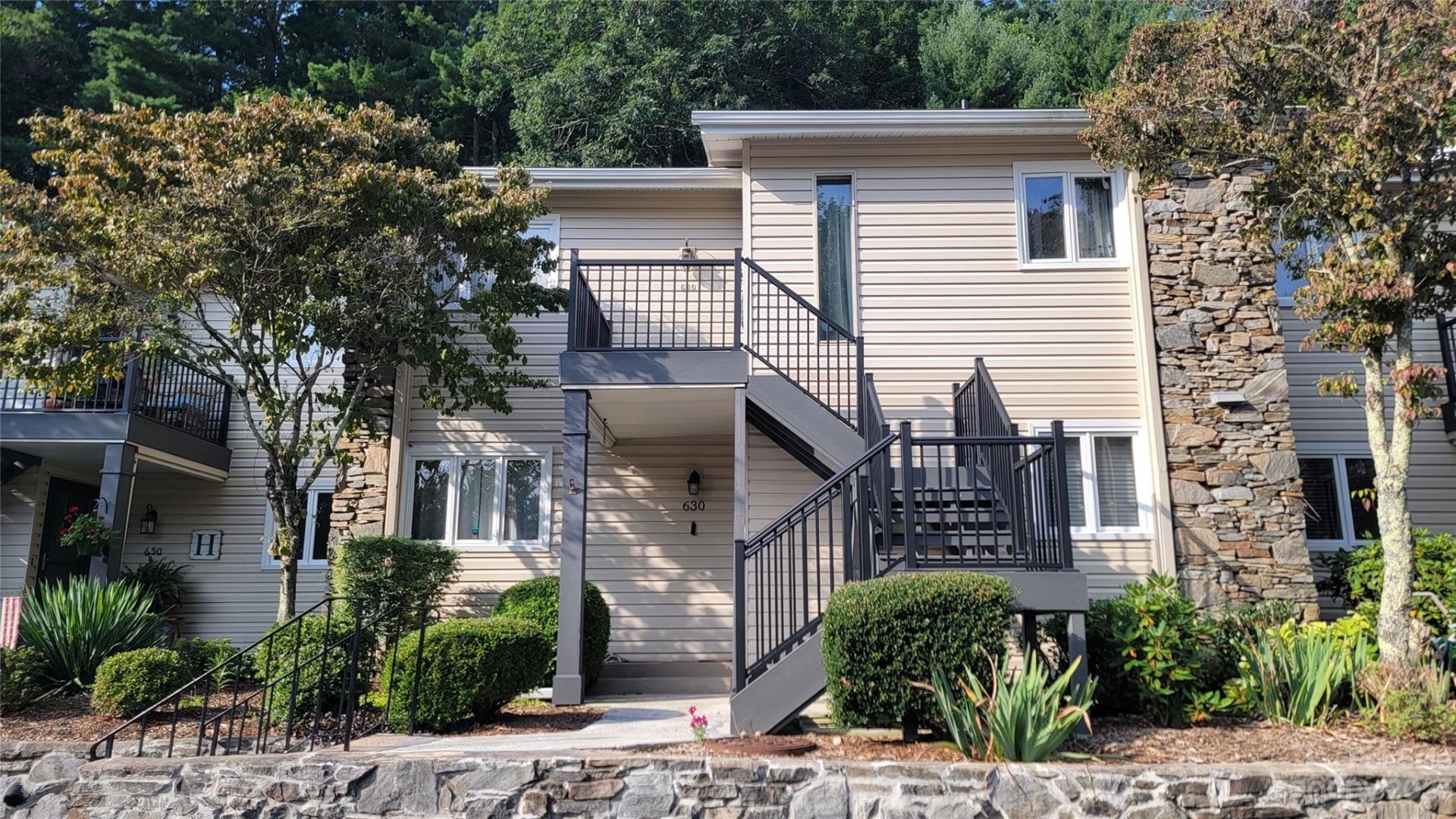 Property image 1 at 640 Britton Creek Drive, Hendersonville, NC 28791