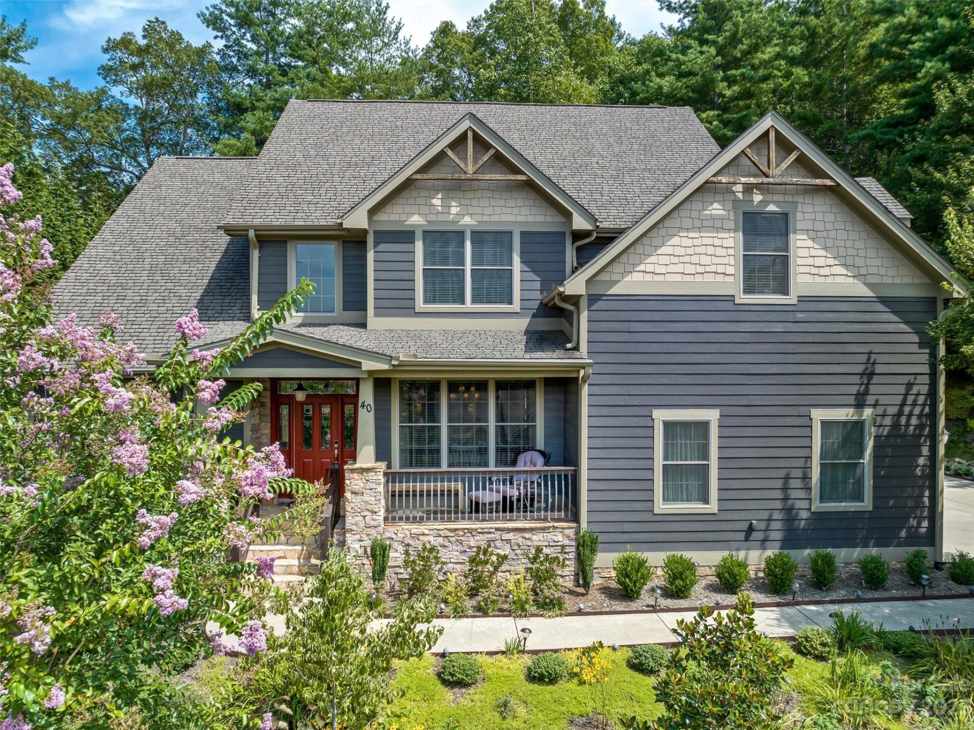 Property image 1 at 40 Village Pointe Lane, Asheville, NC 28803