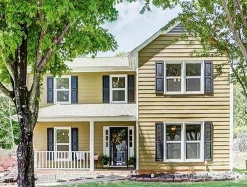 Property image 1 at 8226 Meadowdale Lane, Charlotte, NC 28227