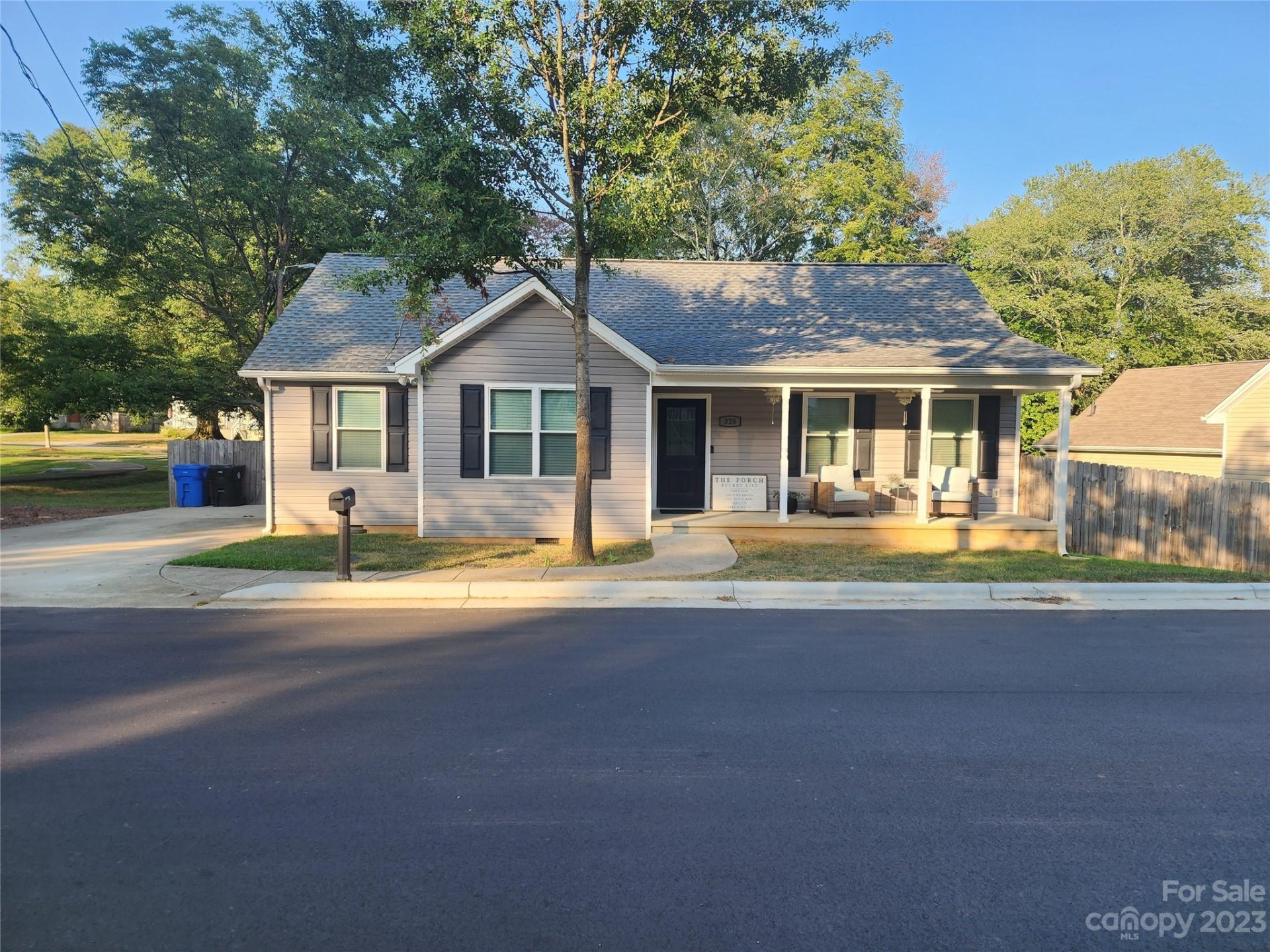 Property image 1 at 326 Nesbit Avenue, Mooresville, NC 28115