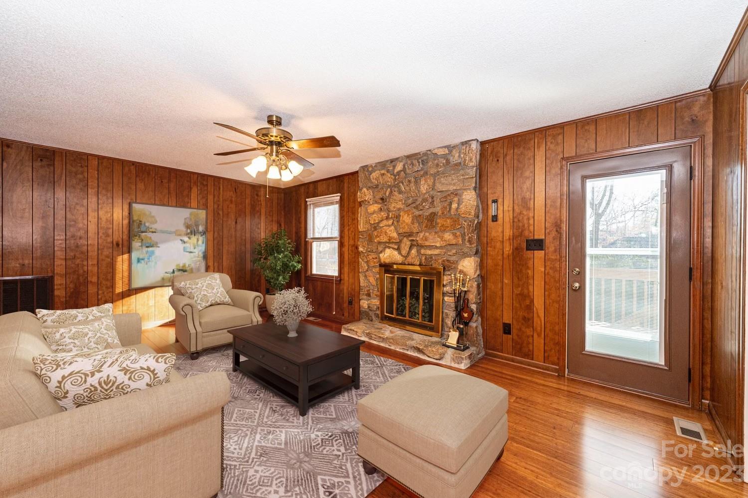 Property image 3 at 470 17th Avenue Drive, Hickory, NC 28601