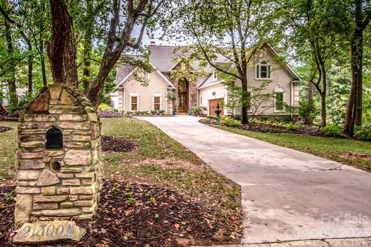 21300 Blakely Shores Drive