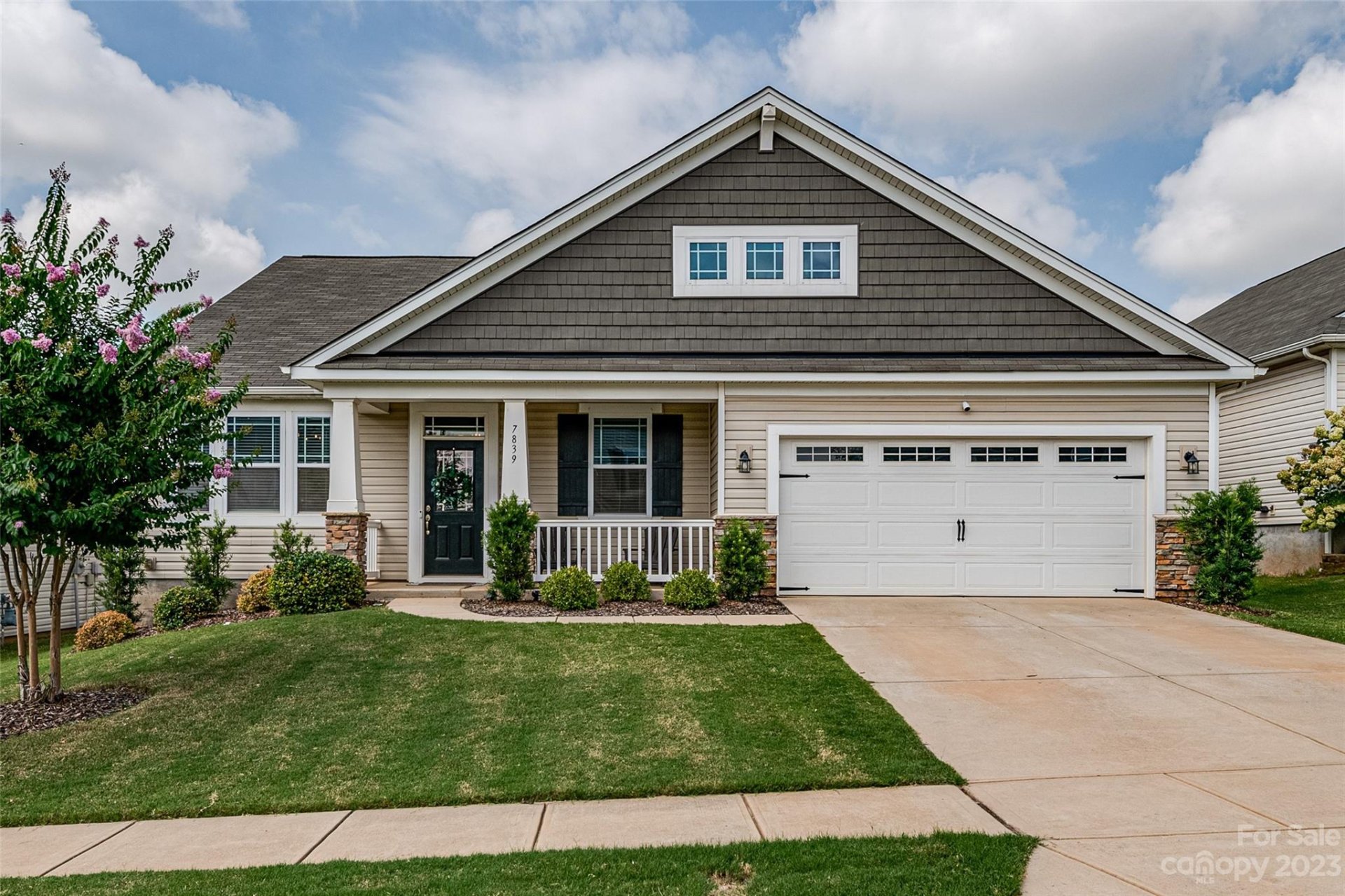 Property image 1 at 7839 Meridale Forest Drive, Charlotte, NC 28269