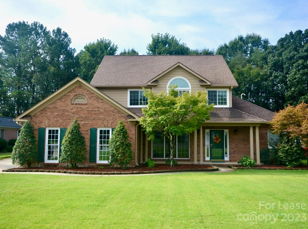 3267 Roberta Farms Court