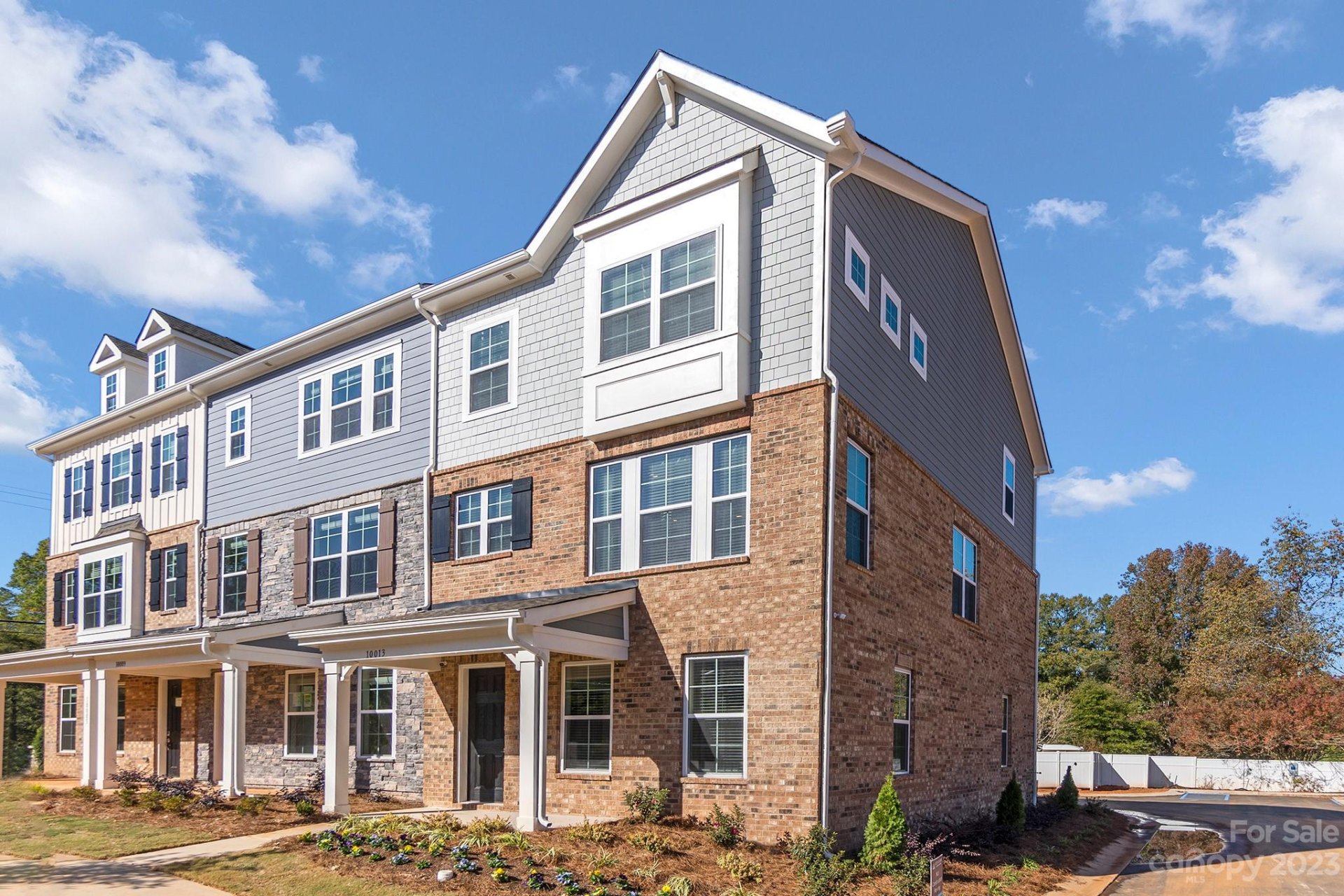 Property image 1 at 10013 Hemingway Place, Mint Hill, NC 28227