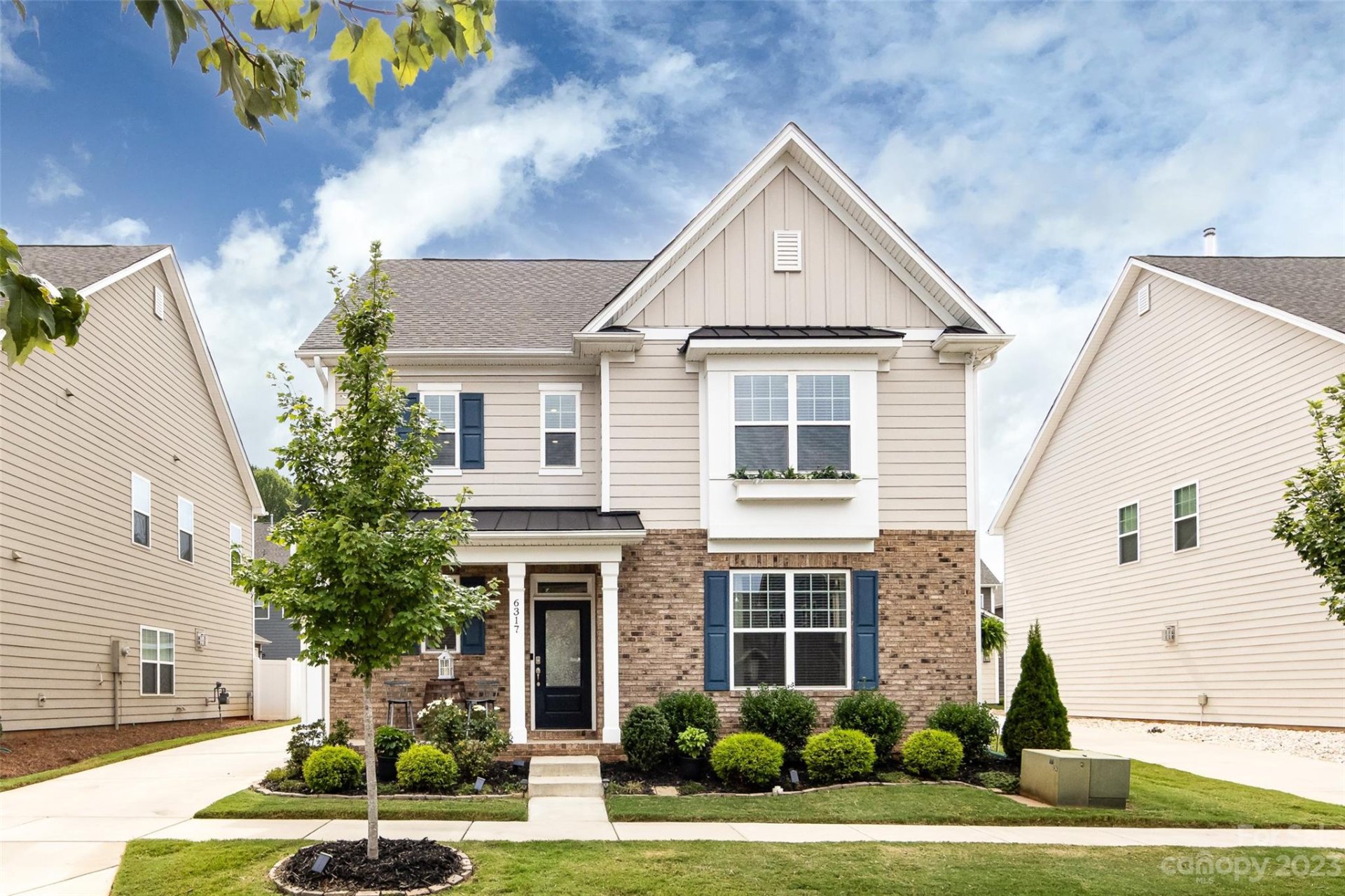 Property image 1 at 6317 Kennard Drive, Charlotte, NC 28216