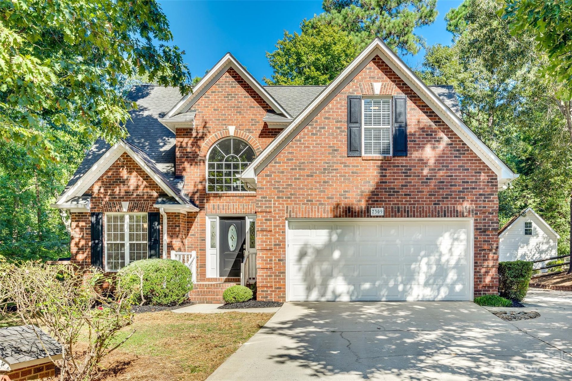 7309 Windy Pine Circle