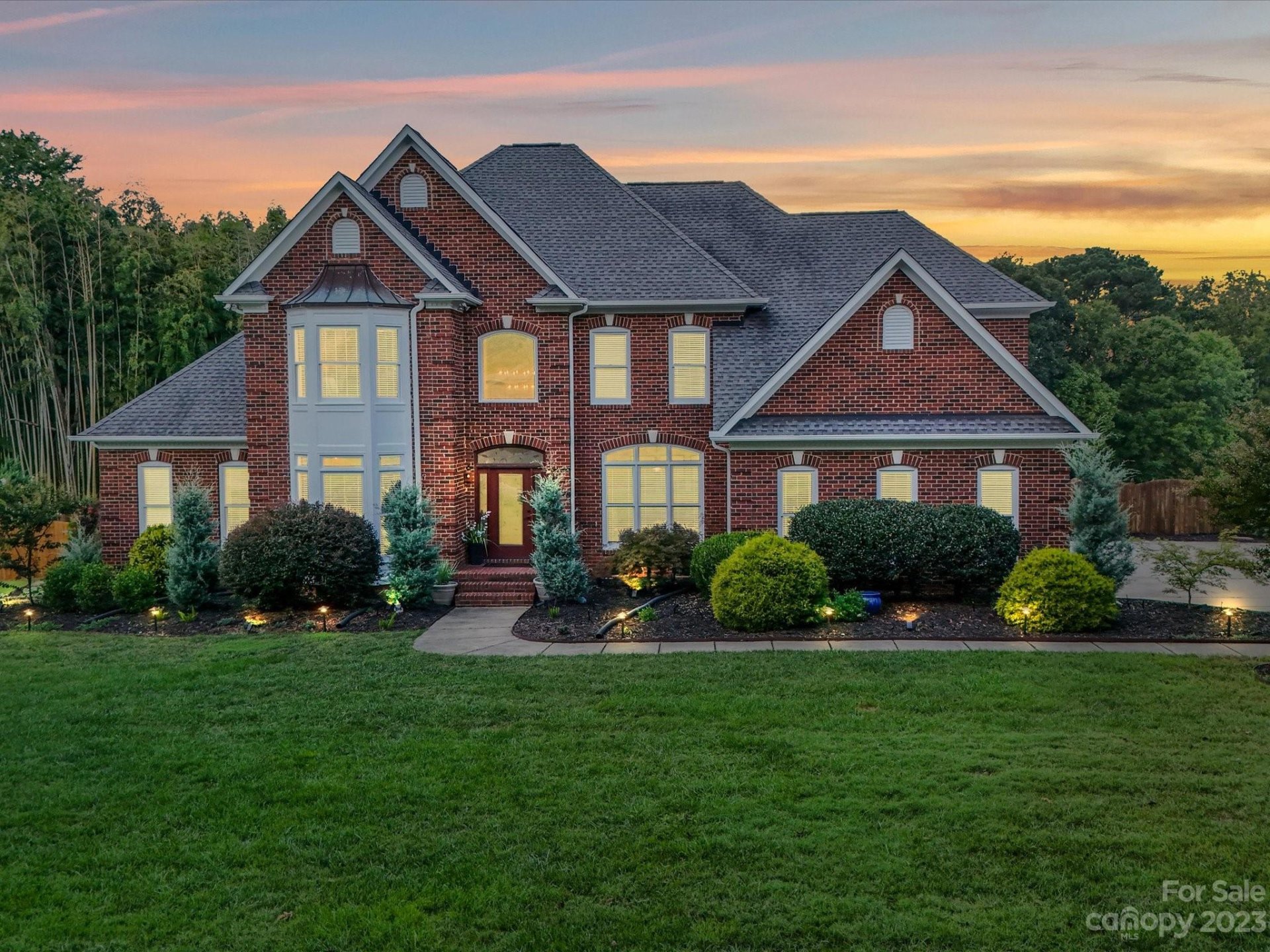 Property image 1 at 1076 Kite Court, Matthews, NC 28104