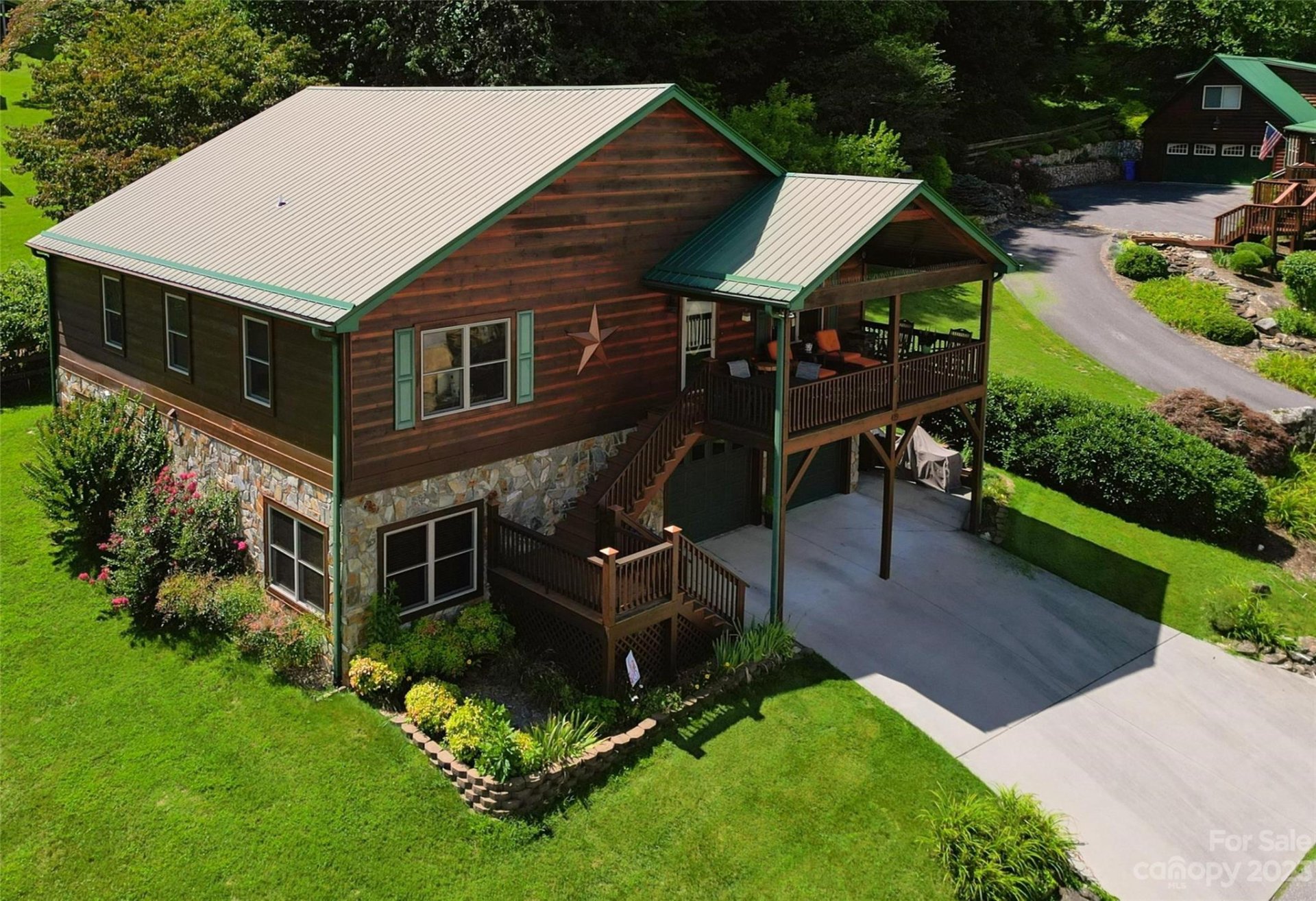 Property image 1 at 419 Panoramic Loop, Maggie Valley, NC 28751