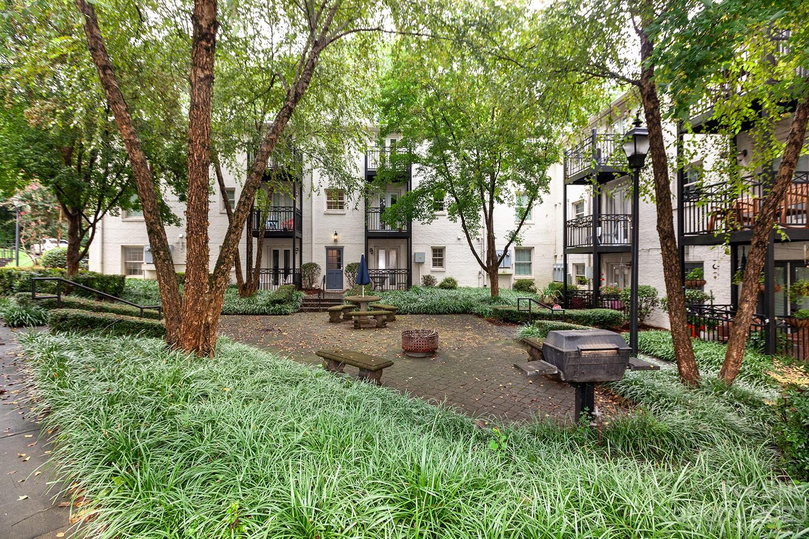 Property image 1 at 4917 Park Road, Charlotte, NC 28209