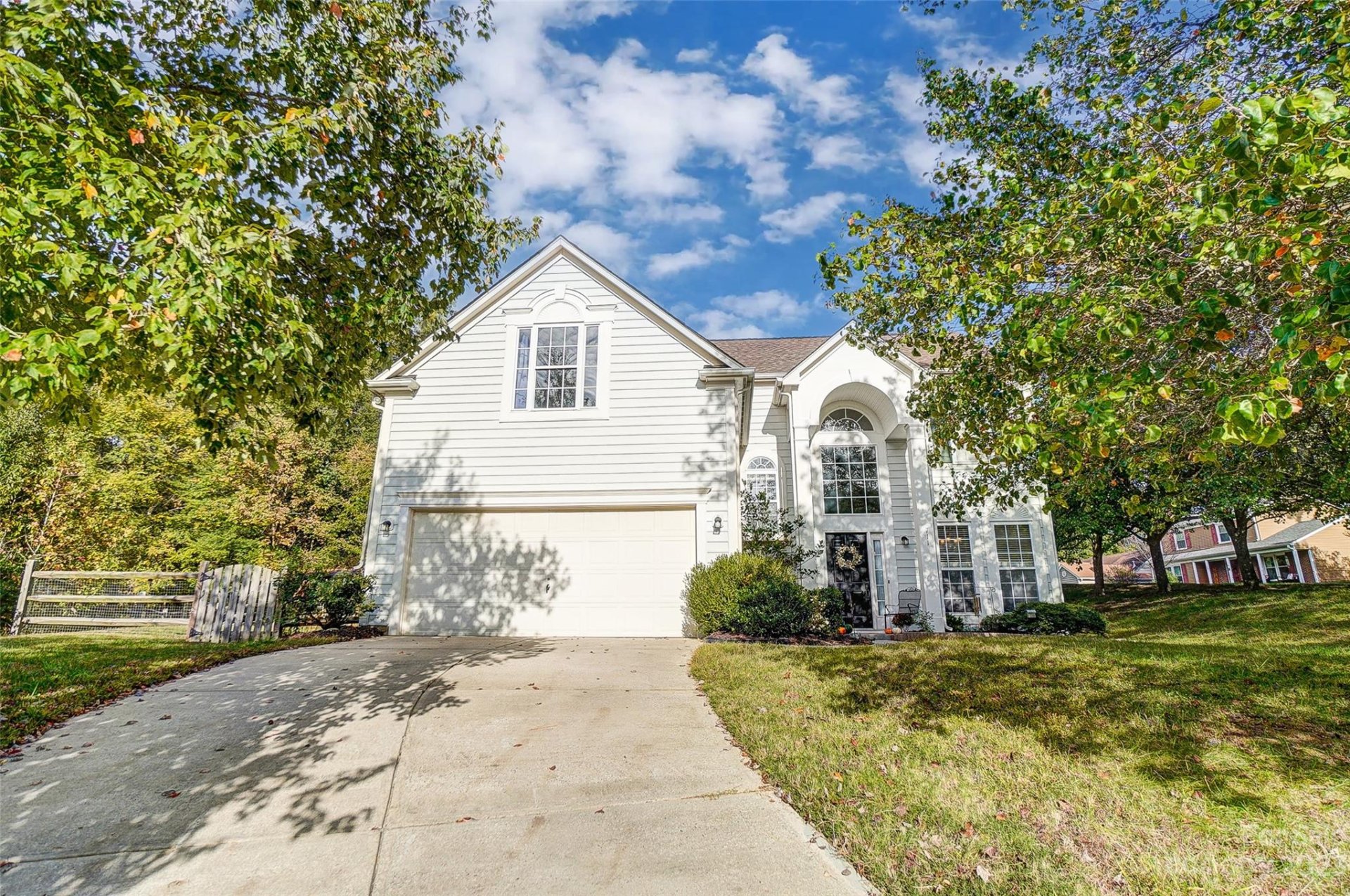 Property image 1 at 711 Moss Creek Drive, Matthews, NC 28105