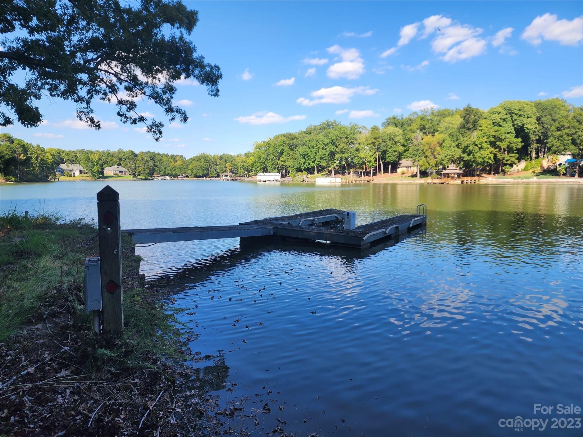 Property image 1 at 16004 Munson Hill Road, Charlotte, NC 28278