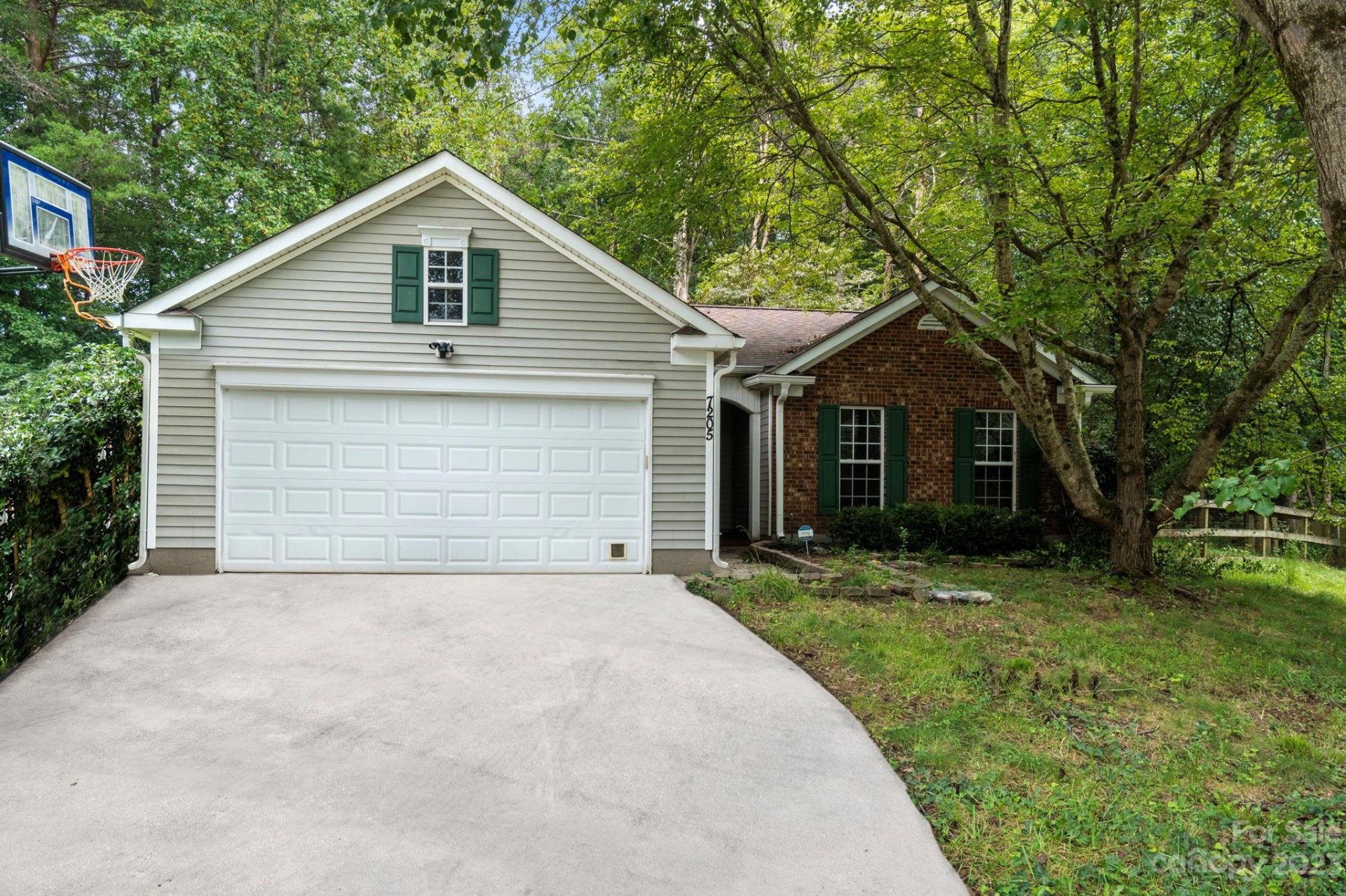 7205 Preakness Stakes Lane