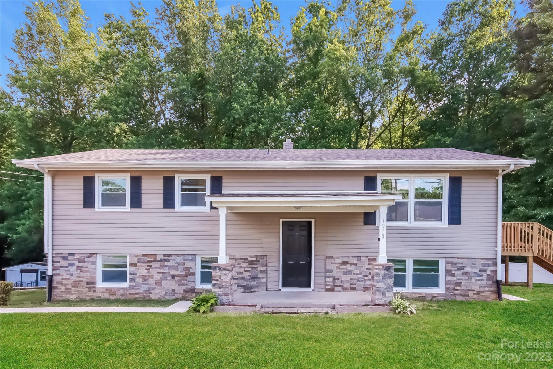 Property image 1 at 1910 Beauty Street, Statesville, NC 28625