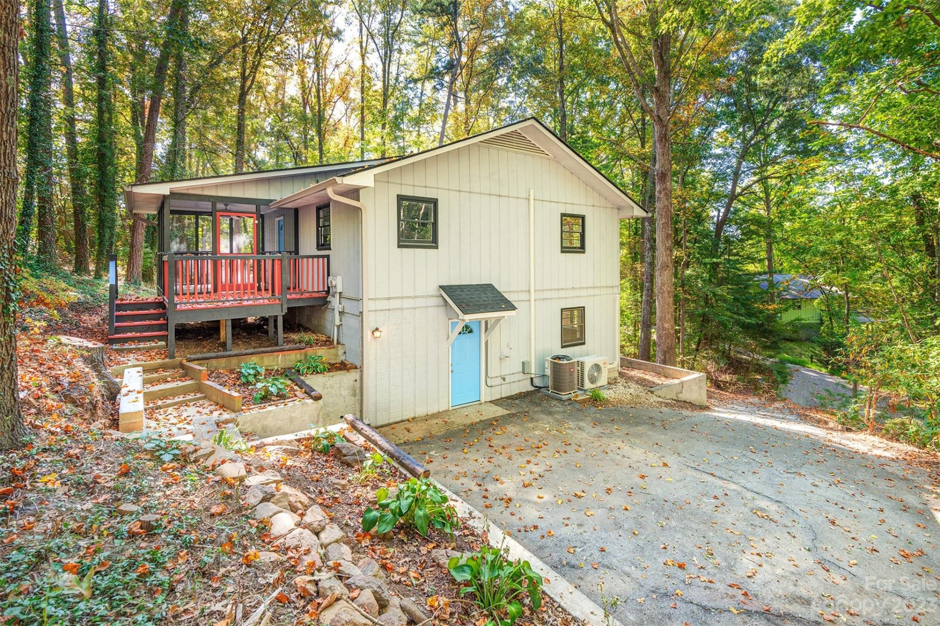 Property image 1 at 13 Ben Franklin Lane, Asheville, NC 28805