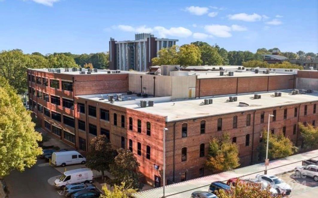 Property image 1 at 310 Arlington Avenue, Charlotte, NC 28203