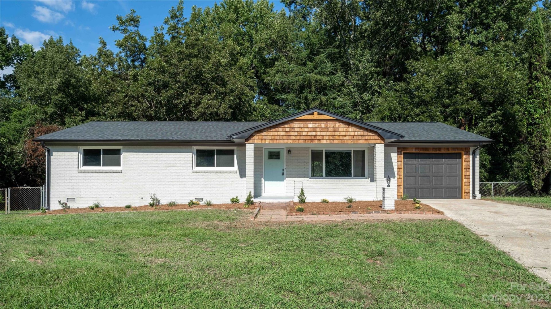 Property image 1 at 4301 Derrydowne Lane, Gastonia, NC 28056