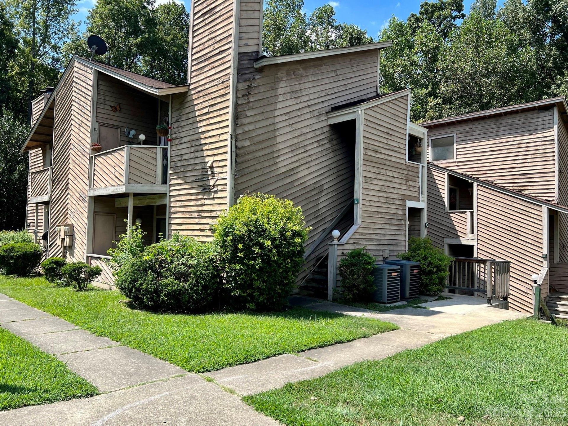 Property image 1 at 4408 Sharon Chase Drive, Charlotte, NC 28215