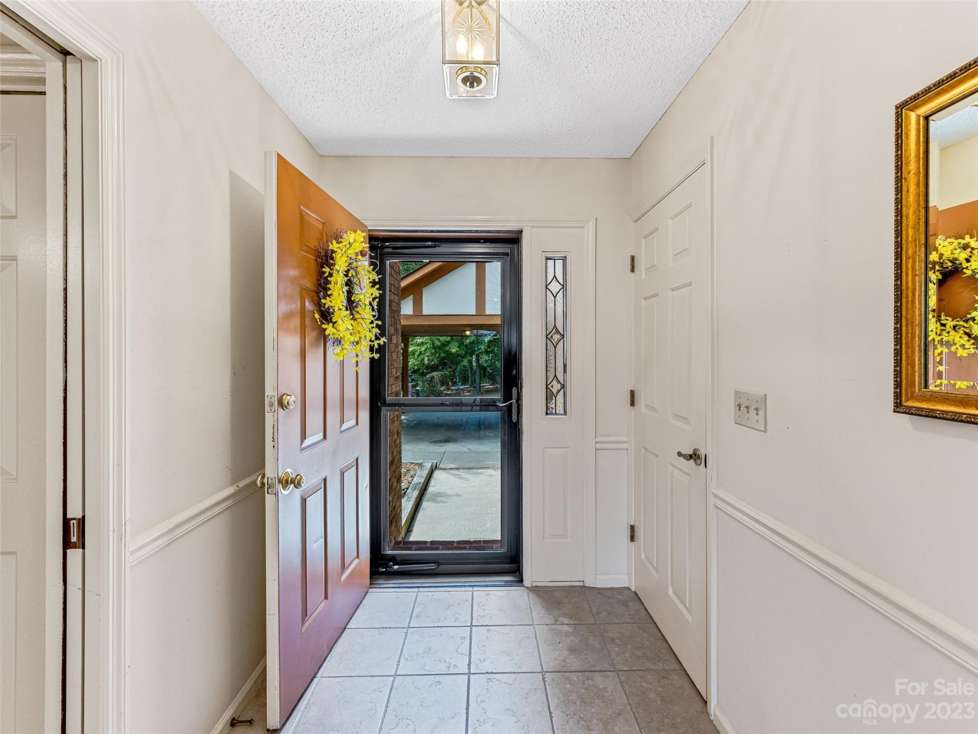 Property image 4 at 101 Fleetwood Plaza, Hendersonville, NC 28739