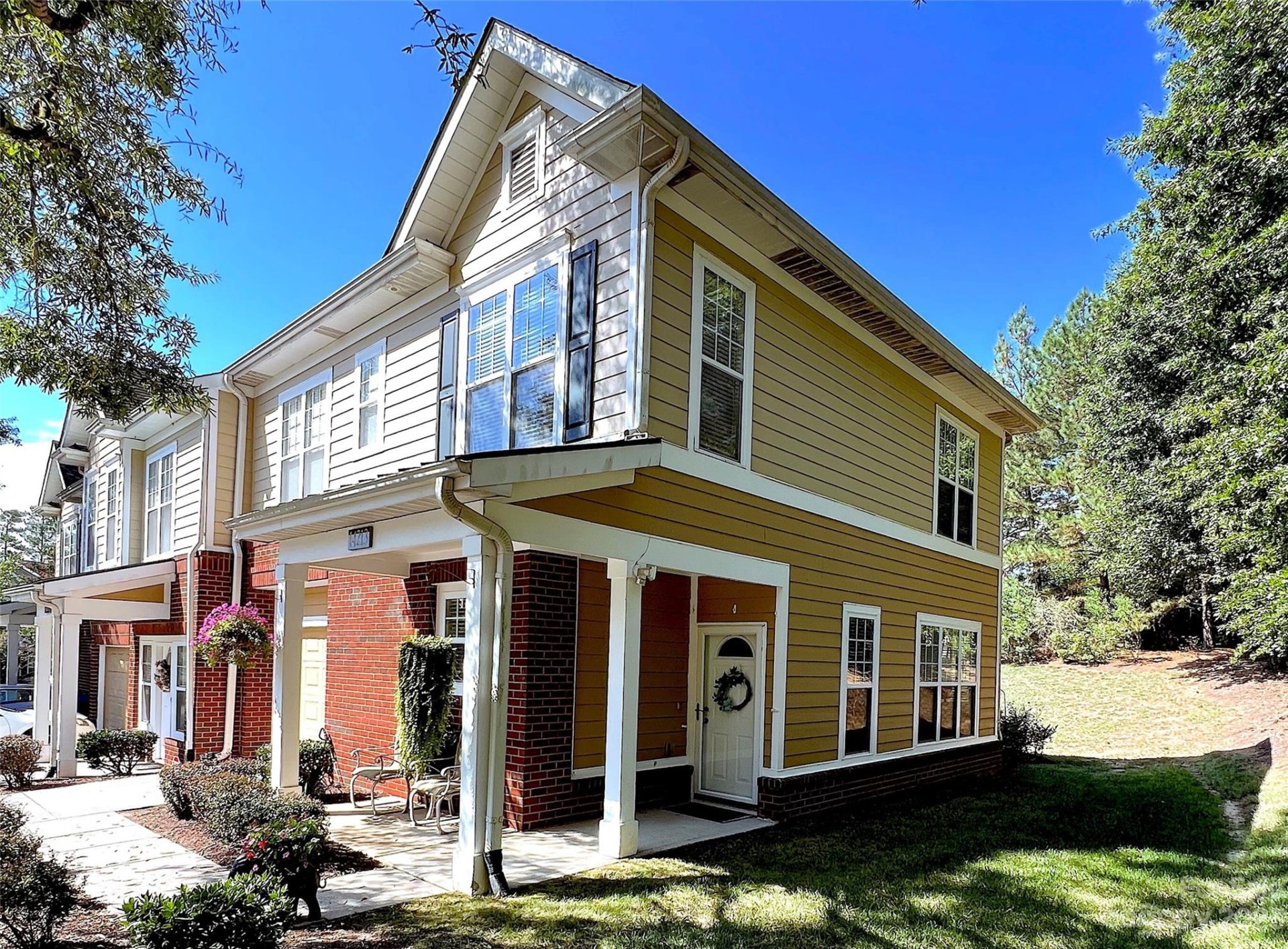 14213 Castle Abbey Lane