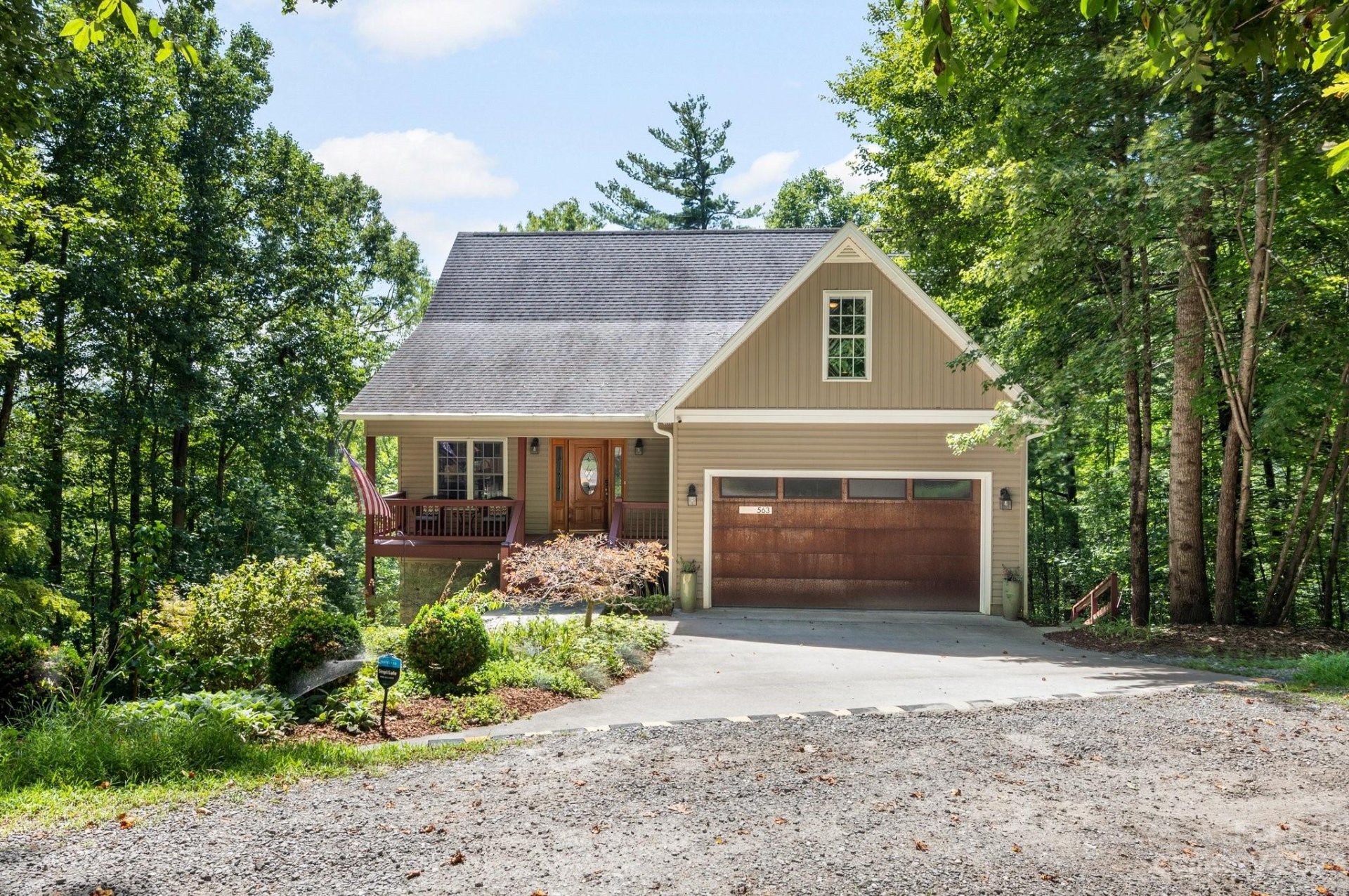 Property image 1 at 563 Betsy Ross Lane, Asheville, NC 28805