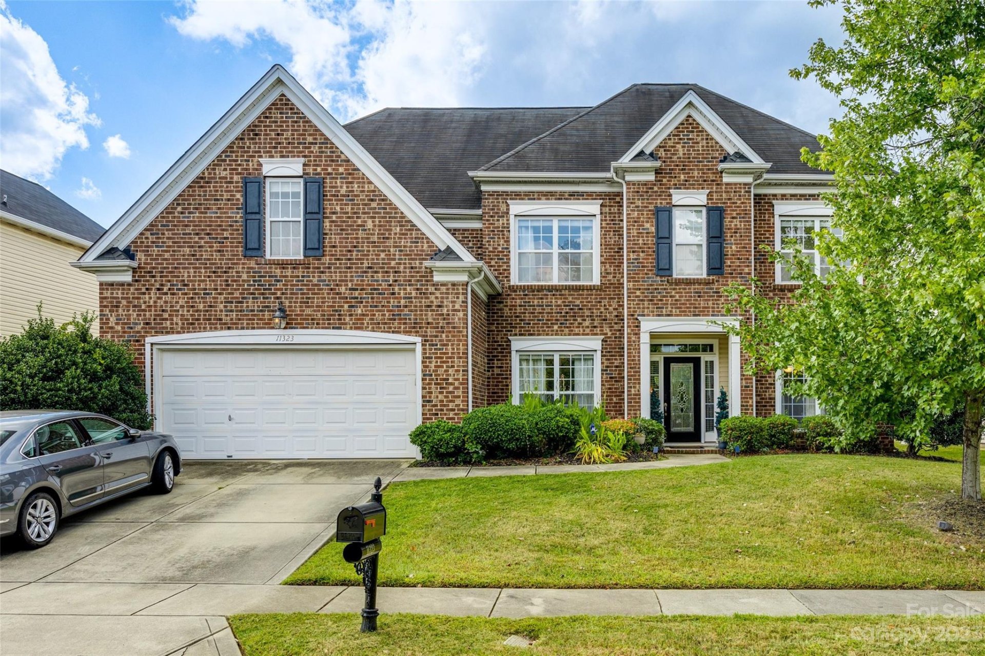 Property image 1 at 11323 Huntington Meadow Lane, Charlotte, NC 28273