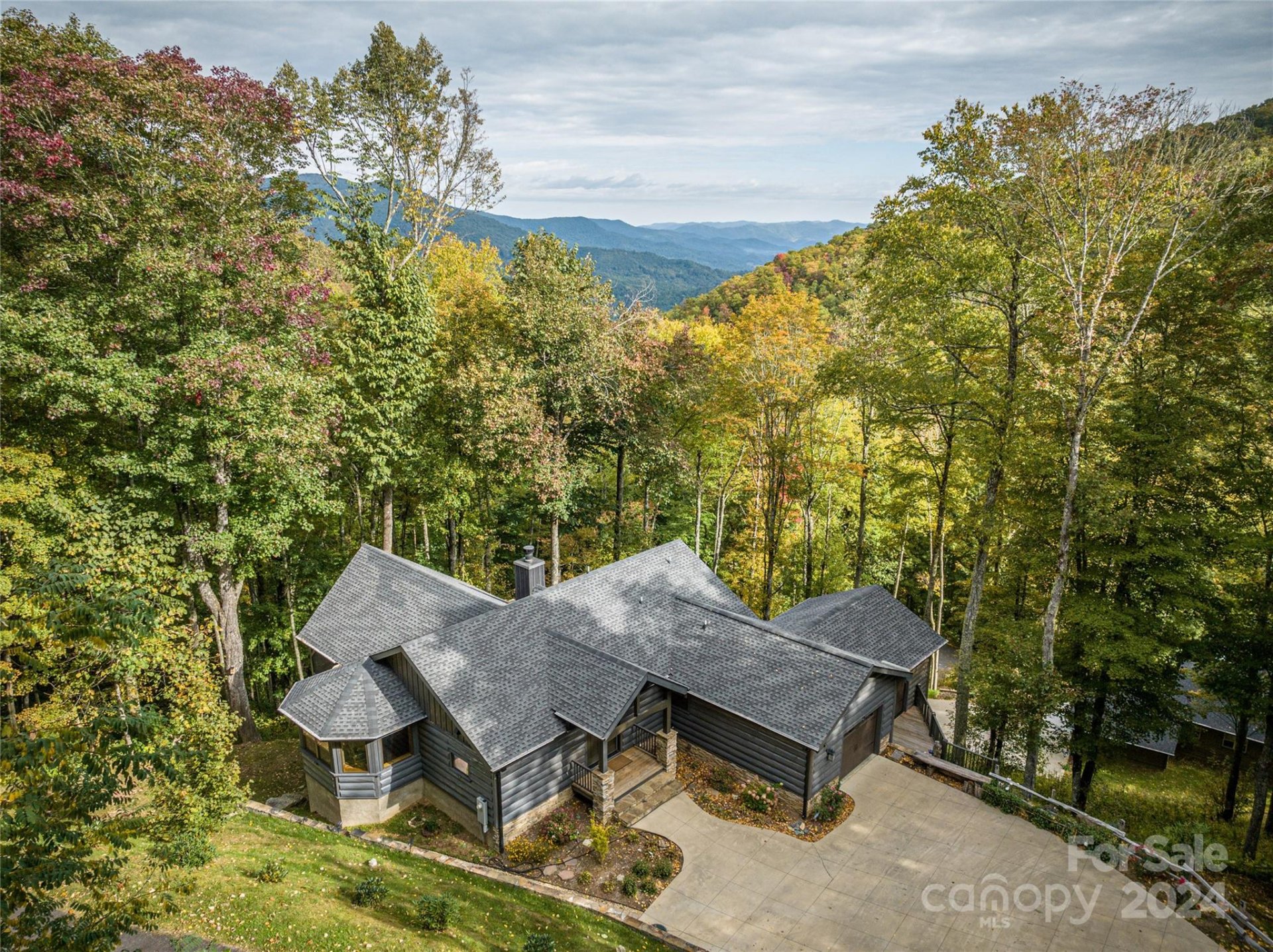 Property image 1 at 204 Gata Trail, Maggie Valley, NC 28751