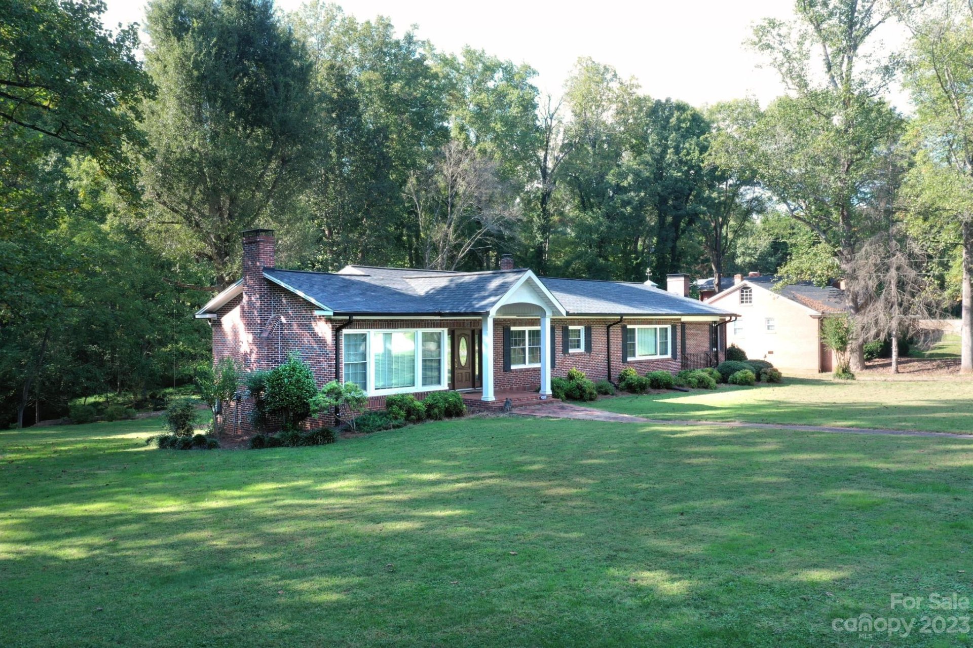 Property image 1 at 1318 Brentwood Drive, Newton, NC 28658