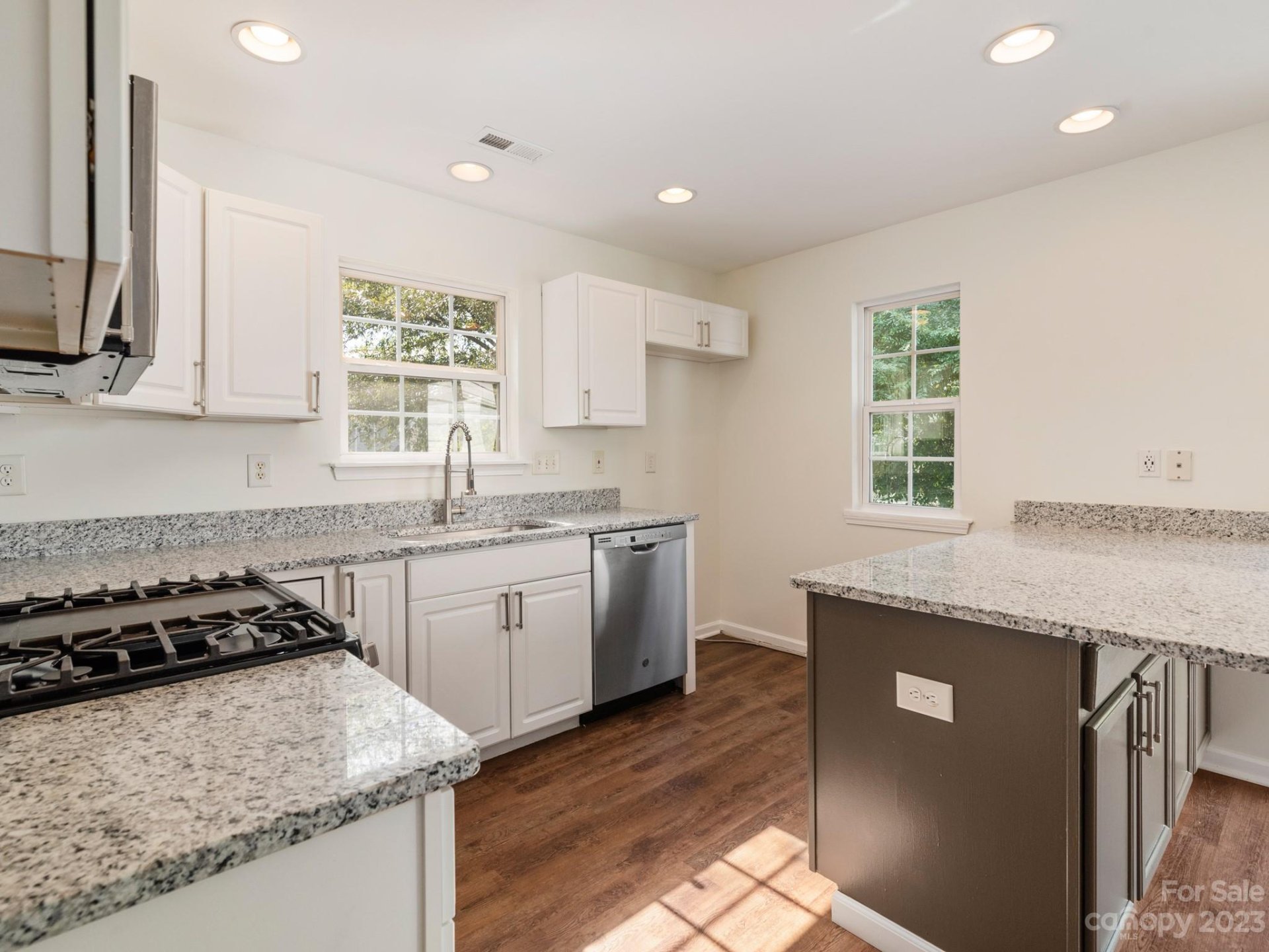Property image 4 at 694 Rock Lake Glen, Fort Mill, SC 29715