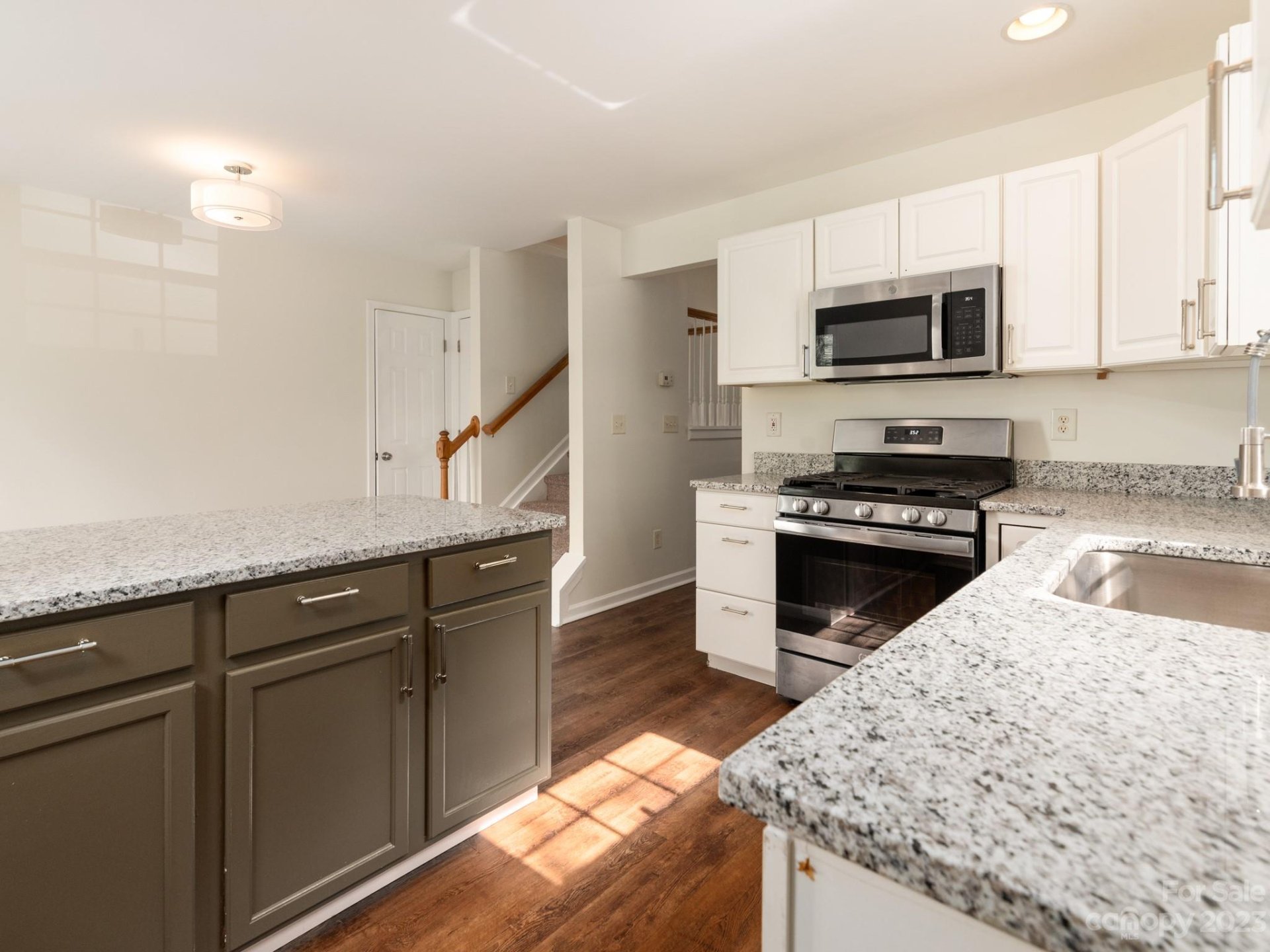 Property image 5 at 694 Rock Lake Glen, Fort Mill, SC 29715