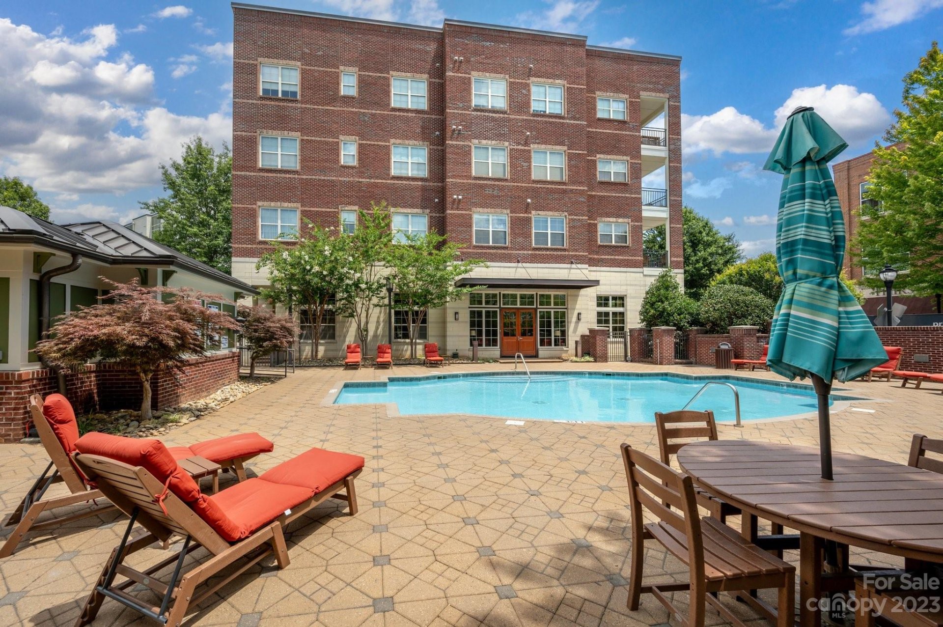 Property image 1 at 42 Schenck Parkway, Asheville, NC 28803